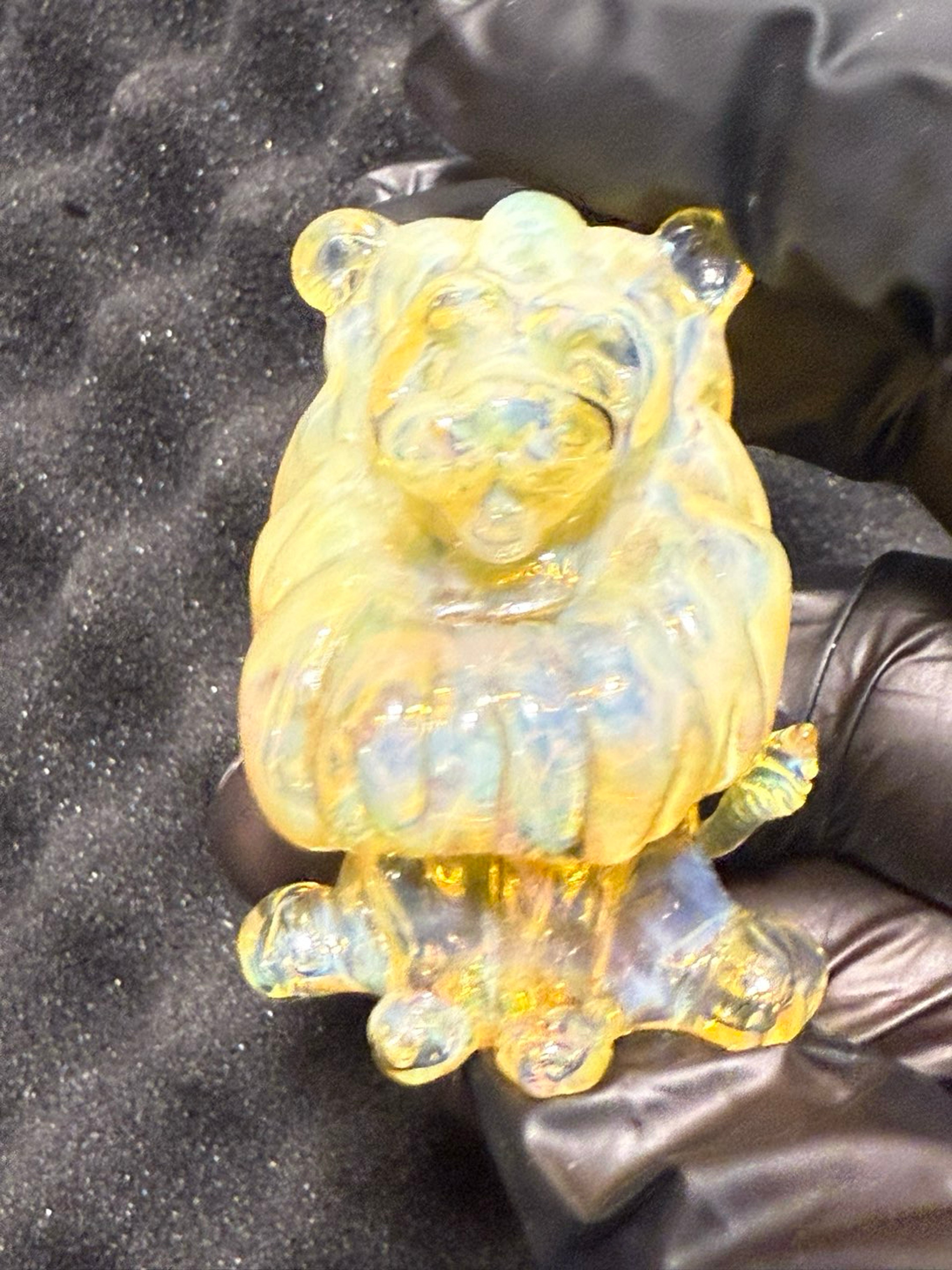 Preview pic of FYV Glass North Star Yellow Lion Pendant