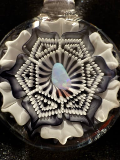 Preview pic of WR Glass Implosion Pendant