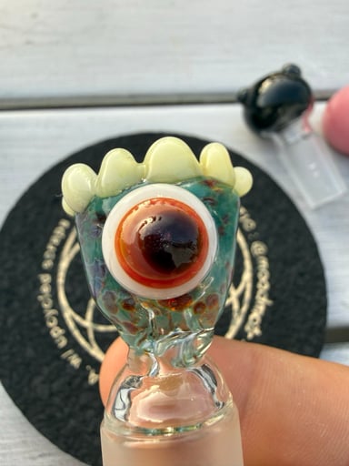 Preview pic of Arty Monster Bowl 18mm Slide