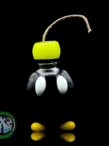 Preview pic of Sandberg Glass - Bob-omb - Hemp Wick Holder #4