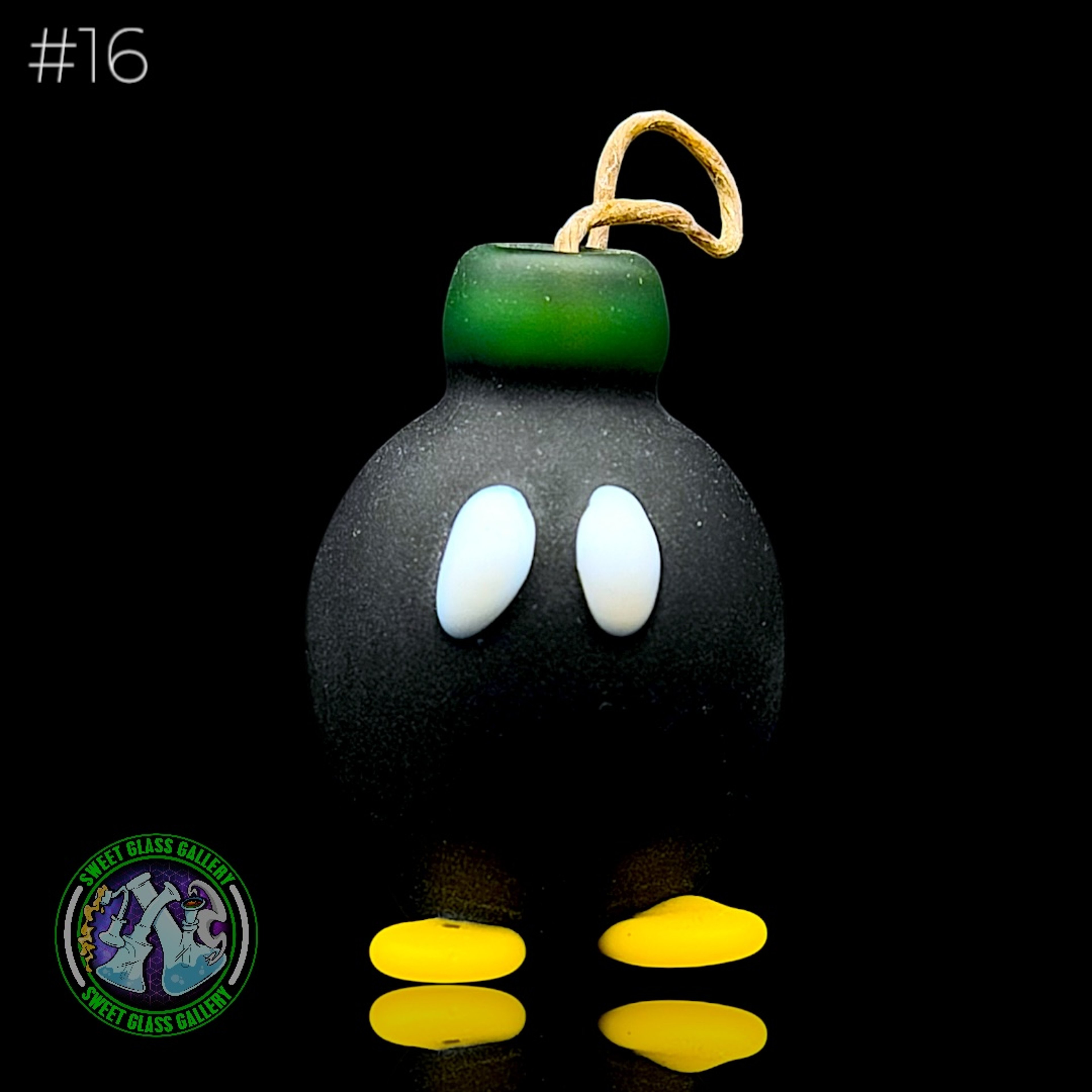 Preview pic of Sandberg Glass - Bob-omb - Hemp Wick Holder #16