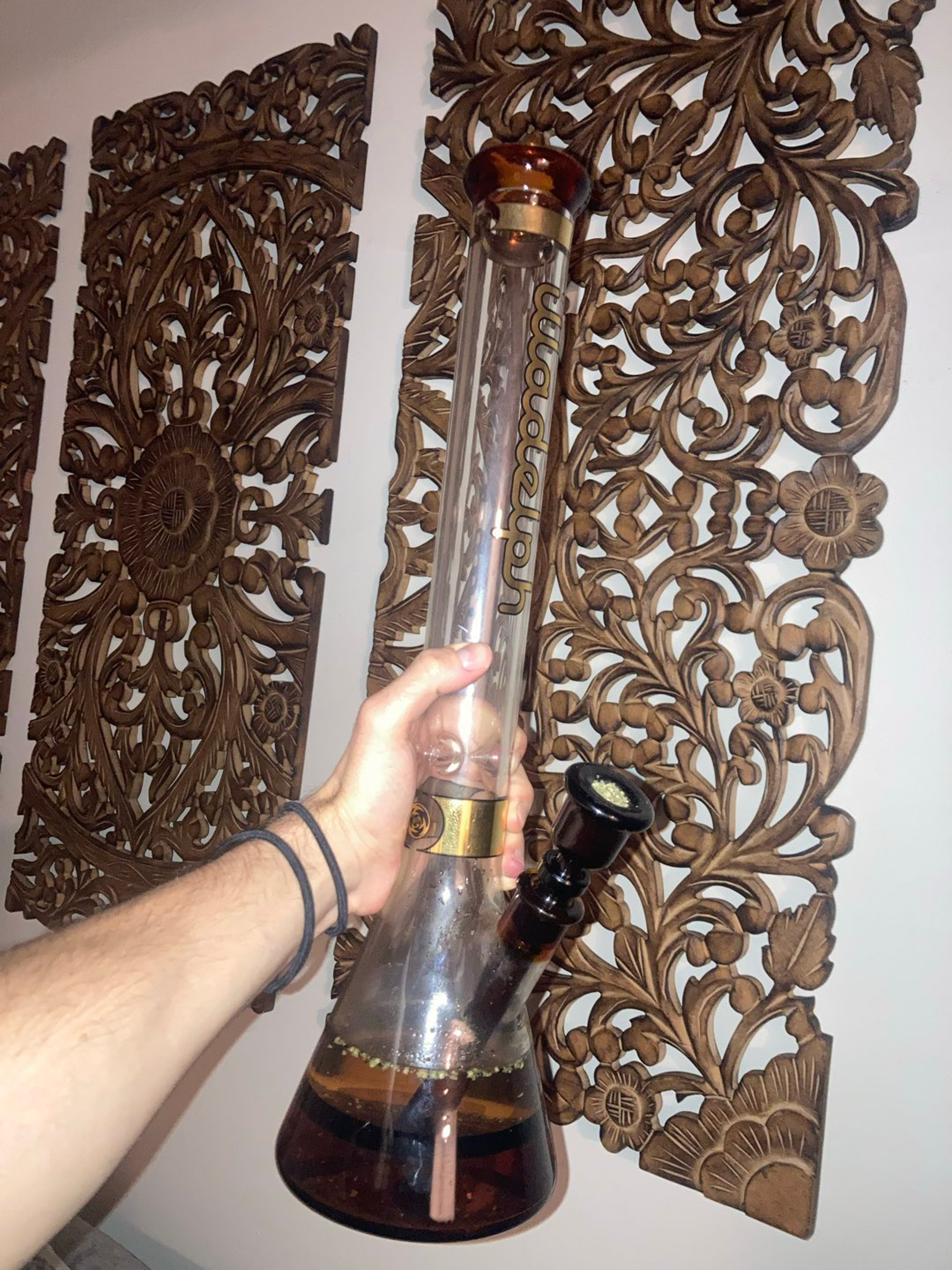 Preview pic of Illadelph Amber/gold accented beaker