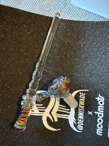 Preview pic of Whit V Hash bowl & Wand