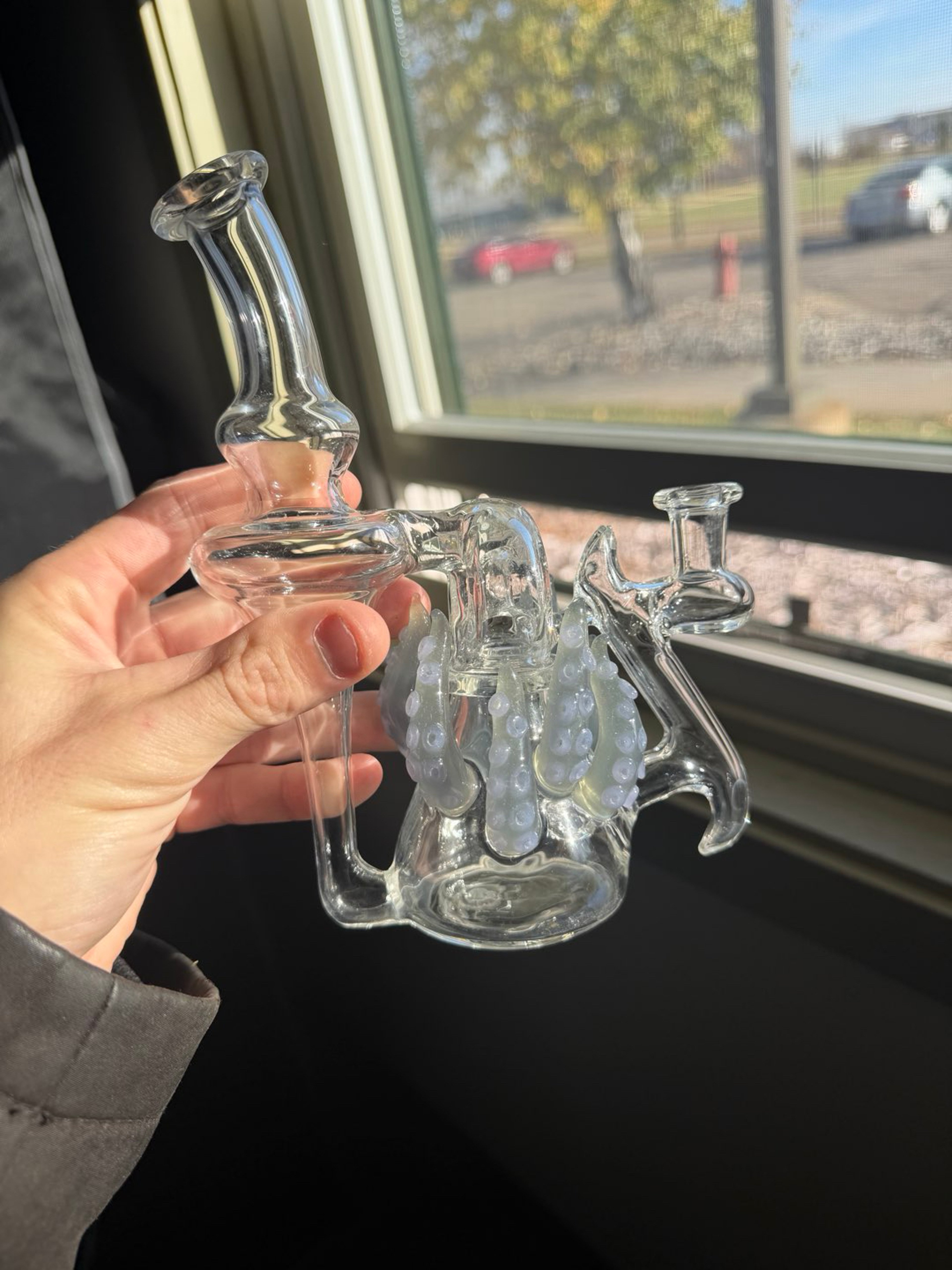 Preview pic of Atomic glass CFL SDR *chipped horn*