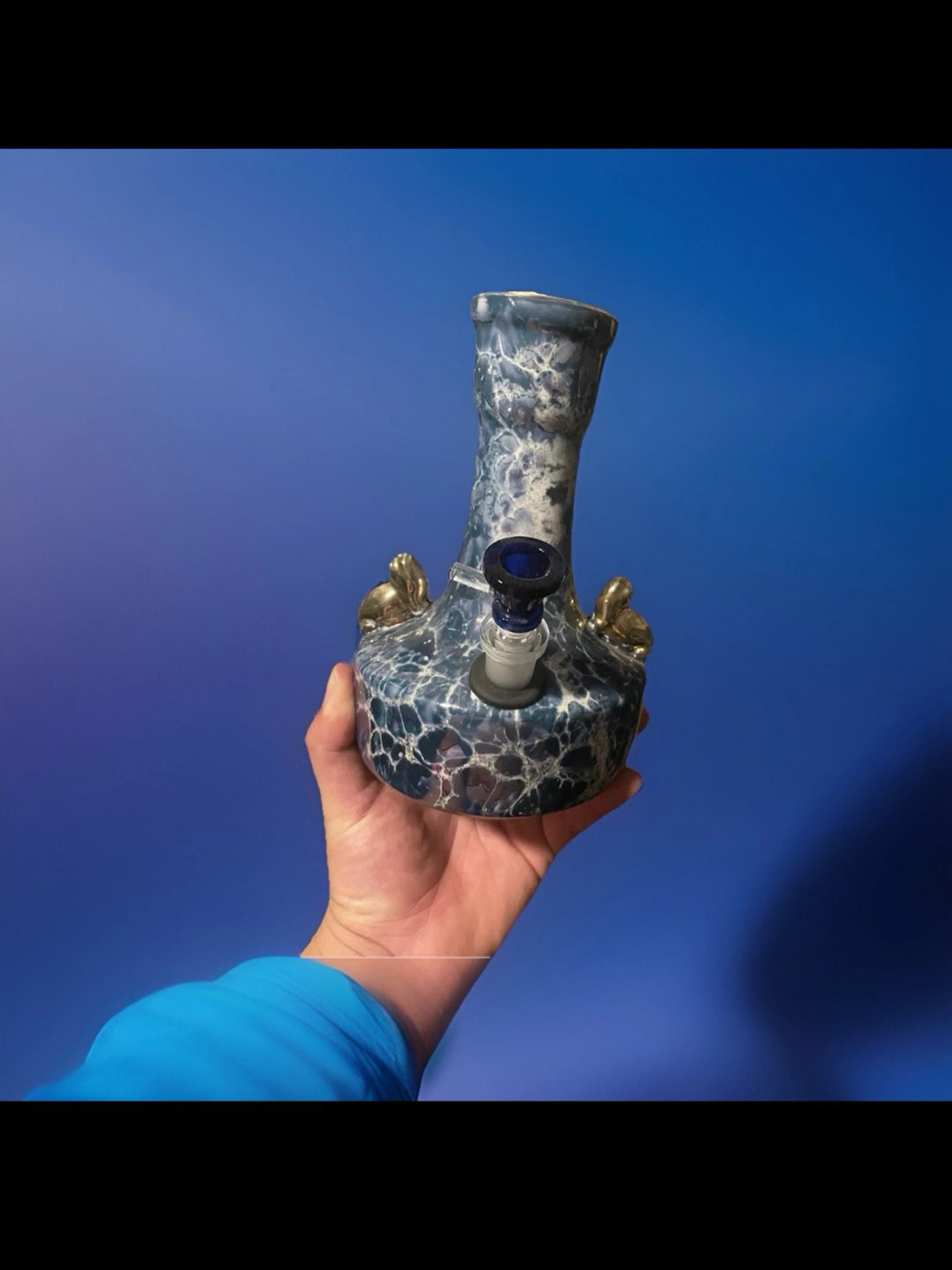 Blue ocean bong with blue bowel peice image 0