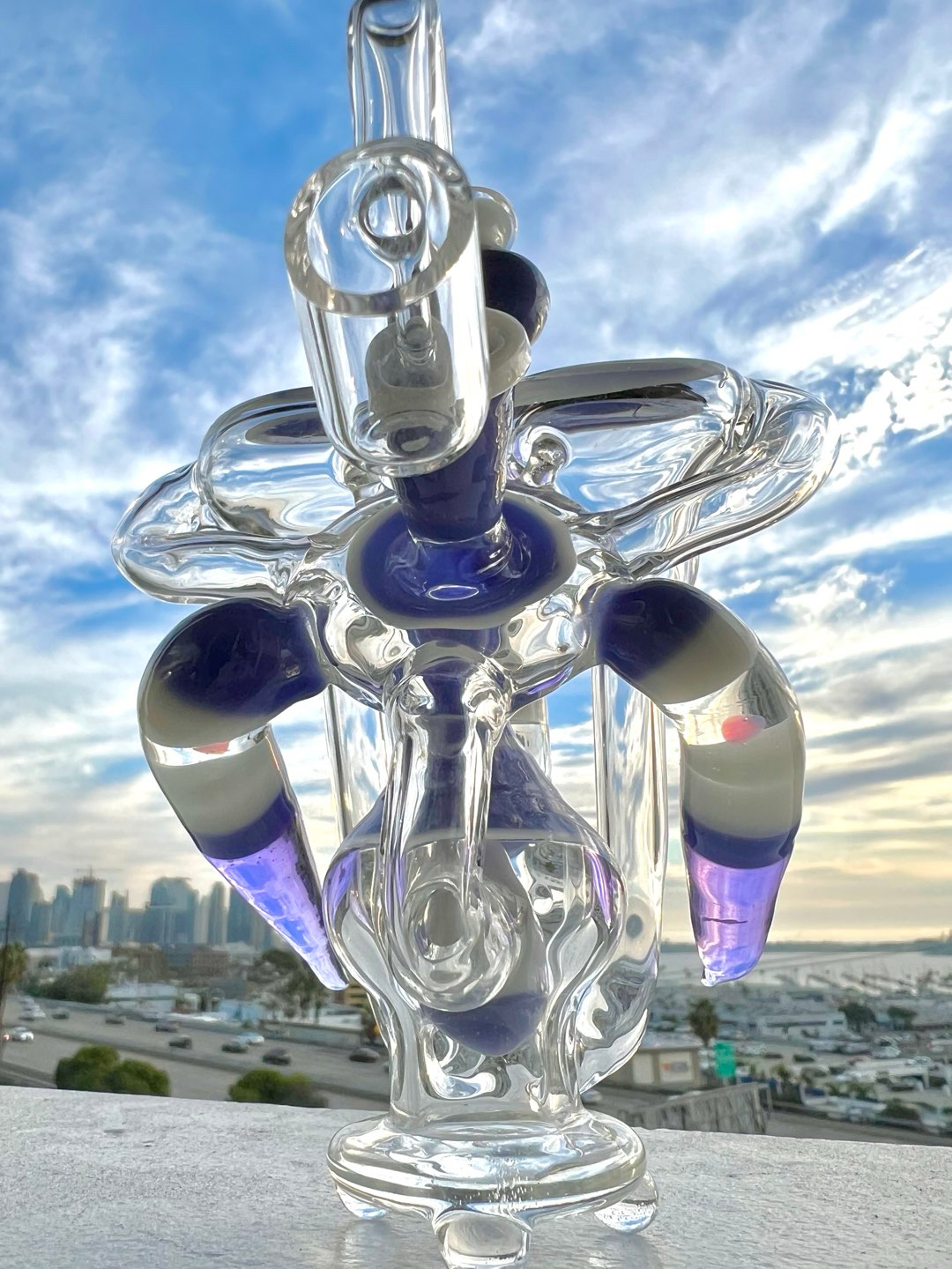 Preview pic of 💜🤍💜