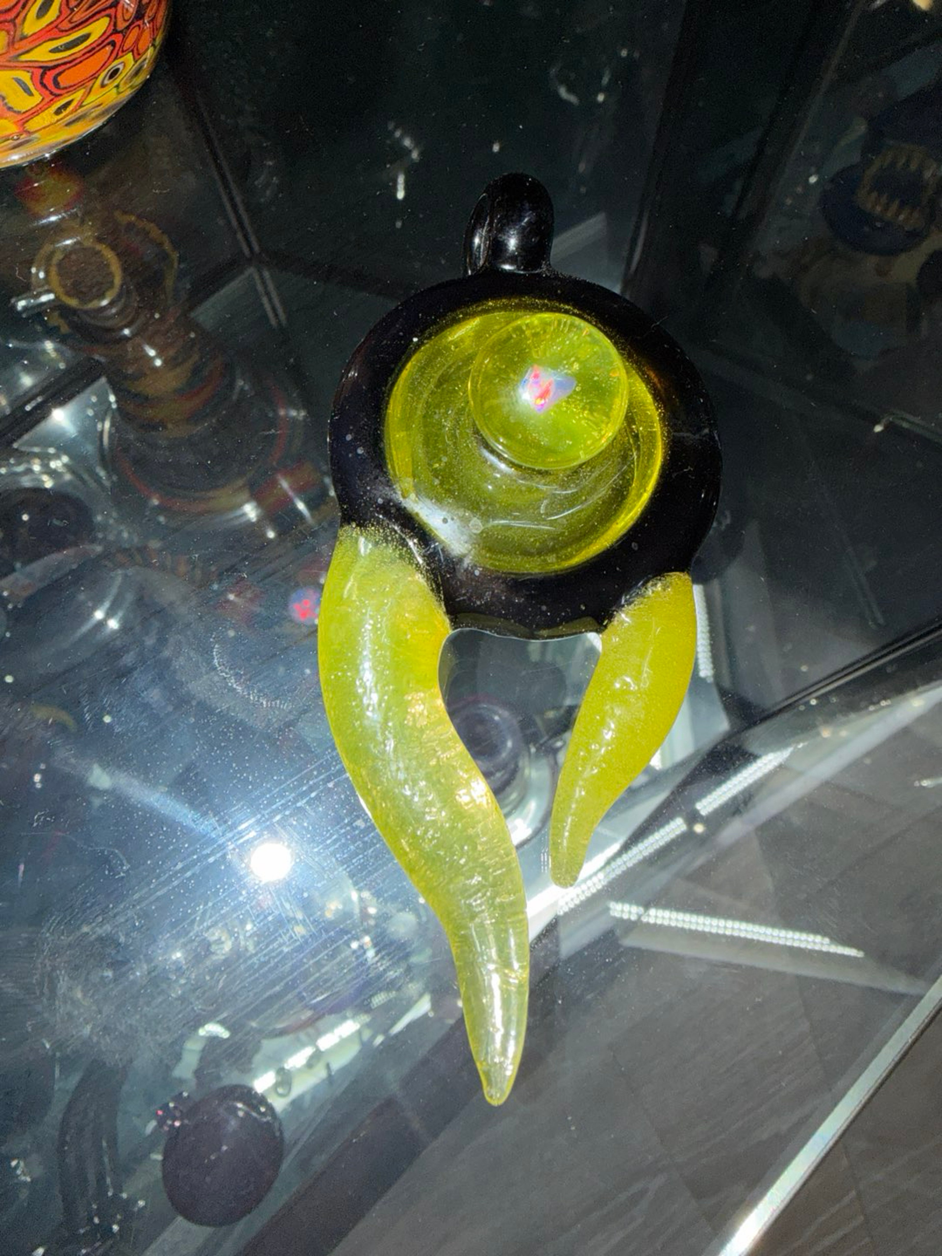 Preview pic of Pendant by unknown artist
