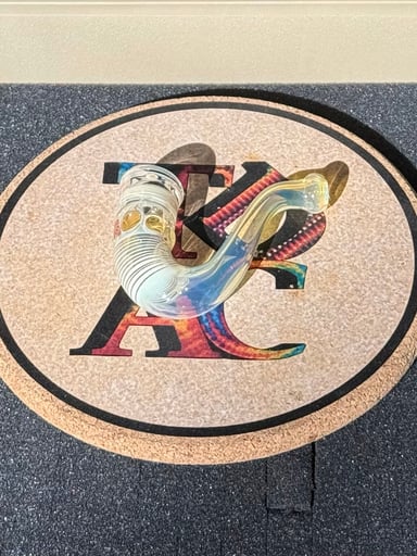 Preview pic of 2023 BadBack glass onie