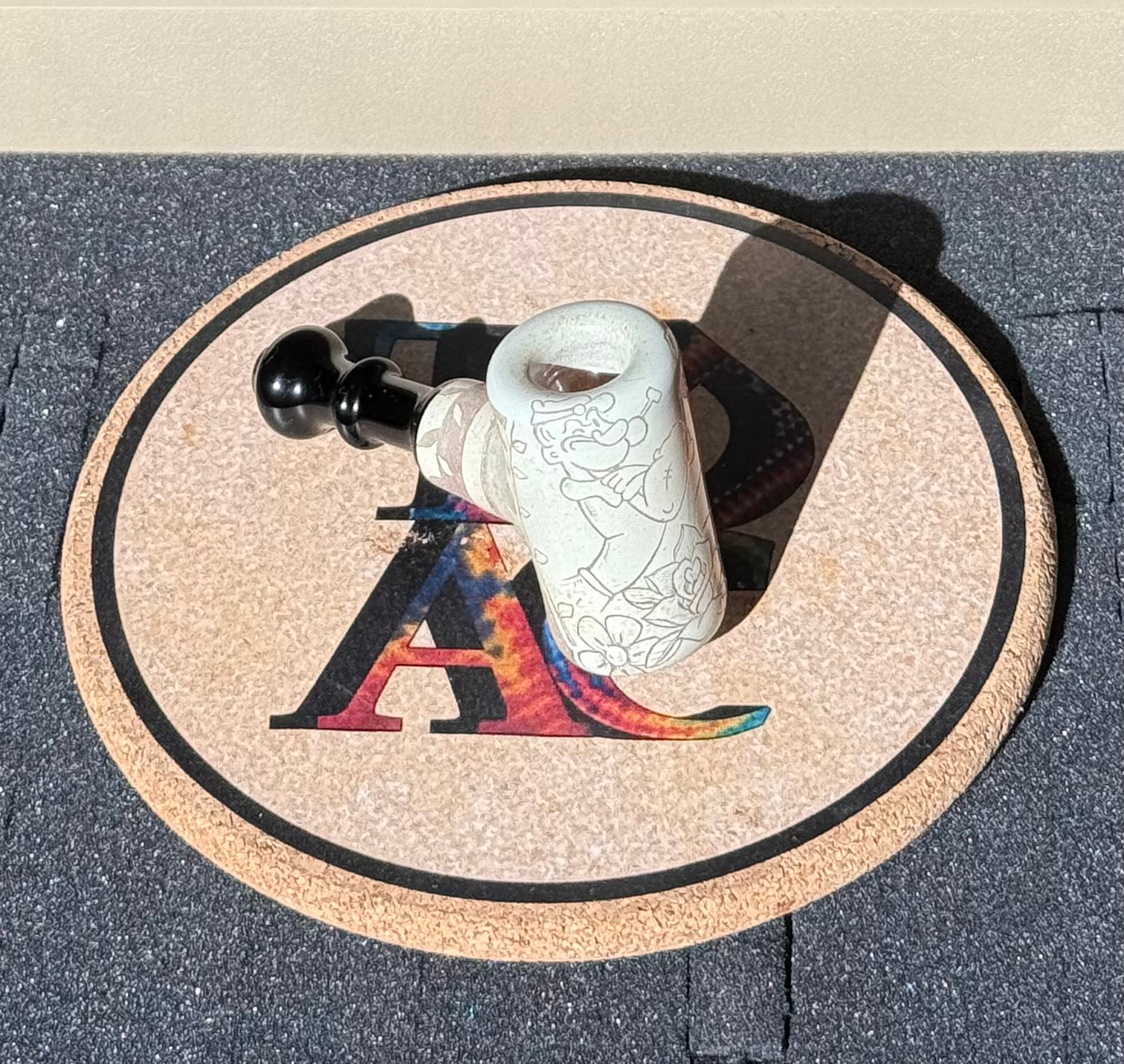 Skoor Glass engraved corncob pipe image 0