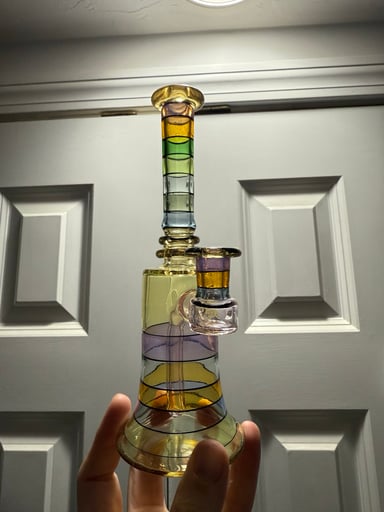 Preview pic of Purdy Glass Encalmo CFL banger hanger