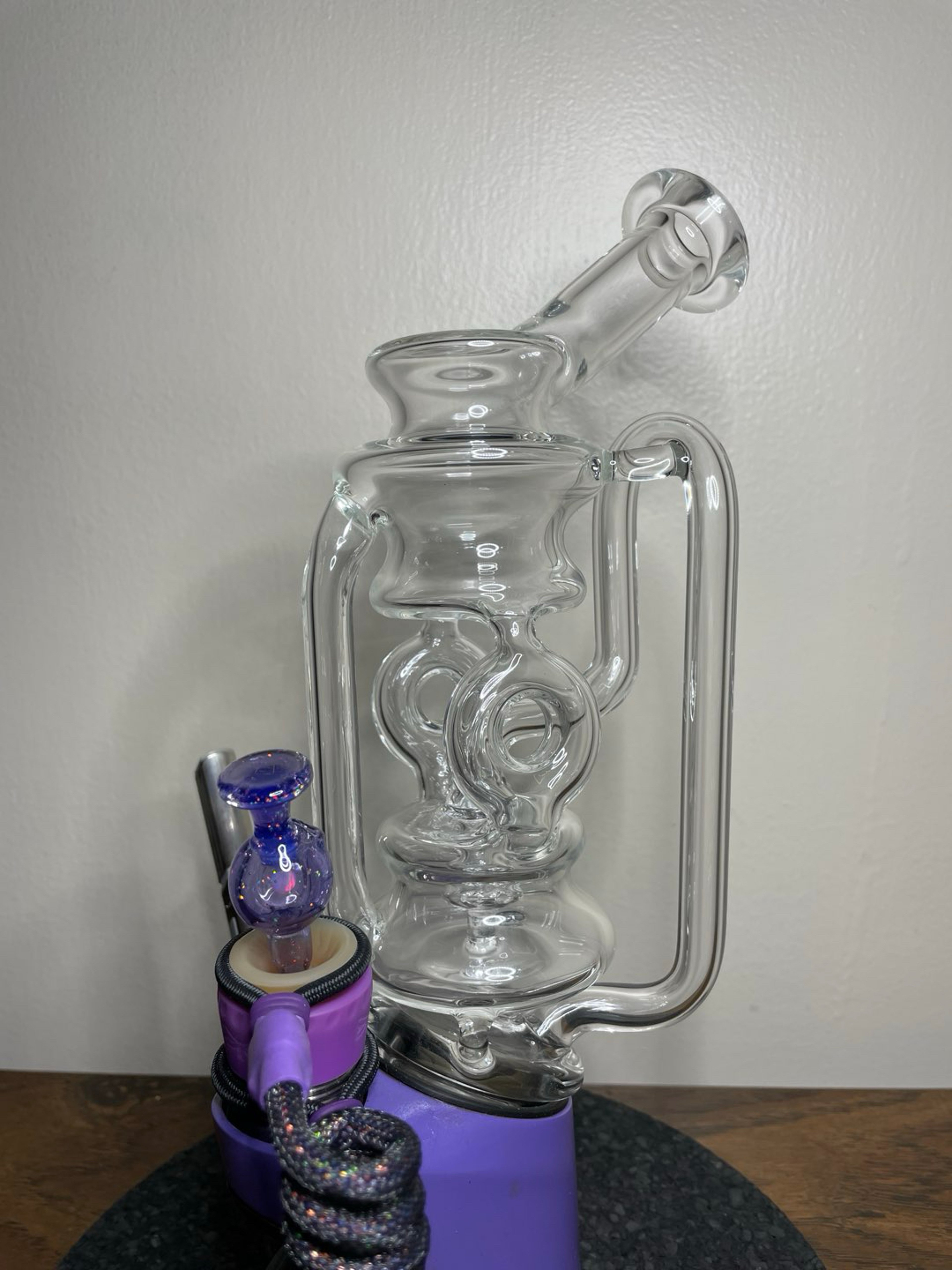 Preview pic of Double Donut Bubble Dumping Blooper puffco top