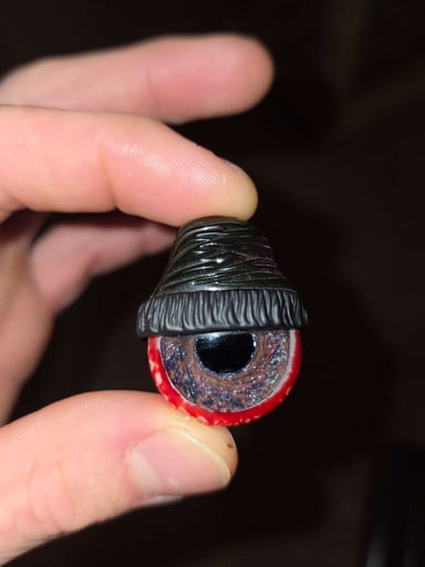 Preview pic of Junkie pendant