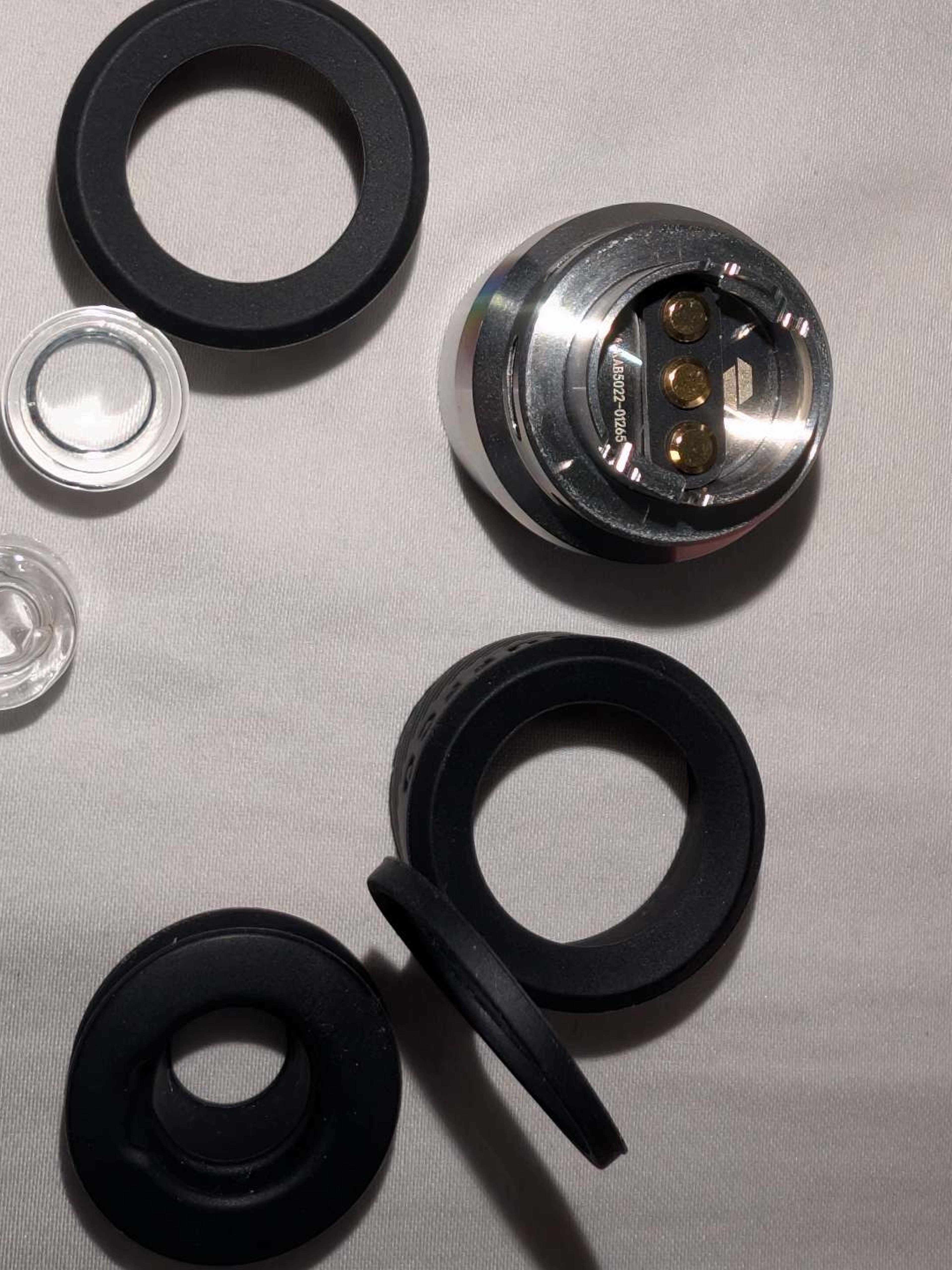 Preview pic of Puffco pro atomizer + all shown