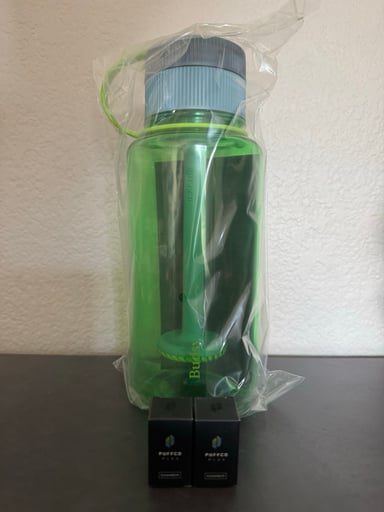 Preview pic of PUFFCO BONG EMERALD + PUFFCO PLUS CHAMPERS VISION EDITION (2 PCS)