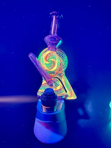 Preview pic of Dirge x karma puffco peak pro top