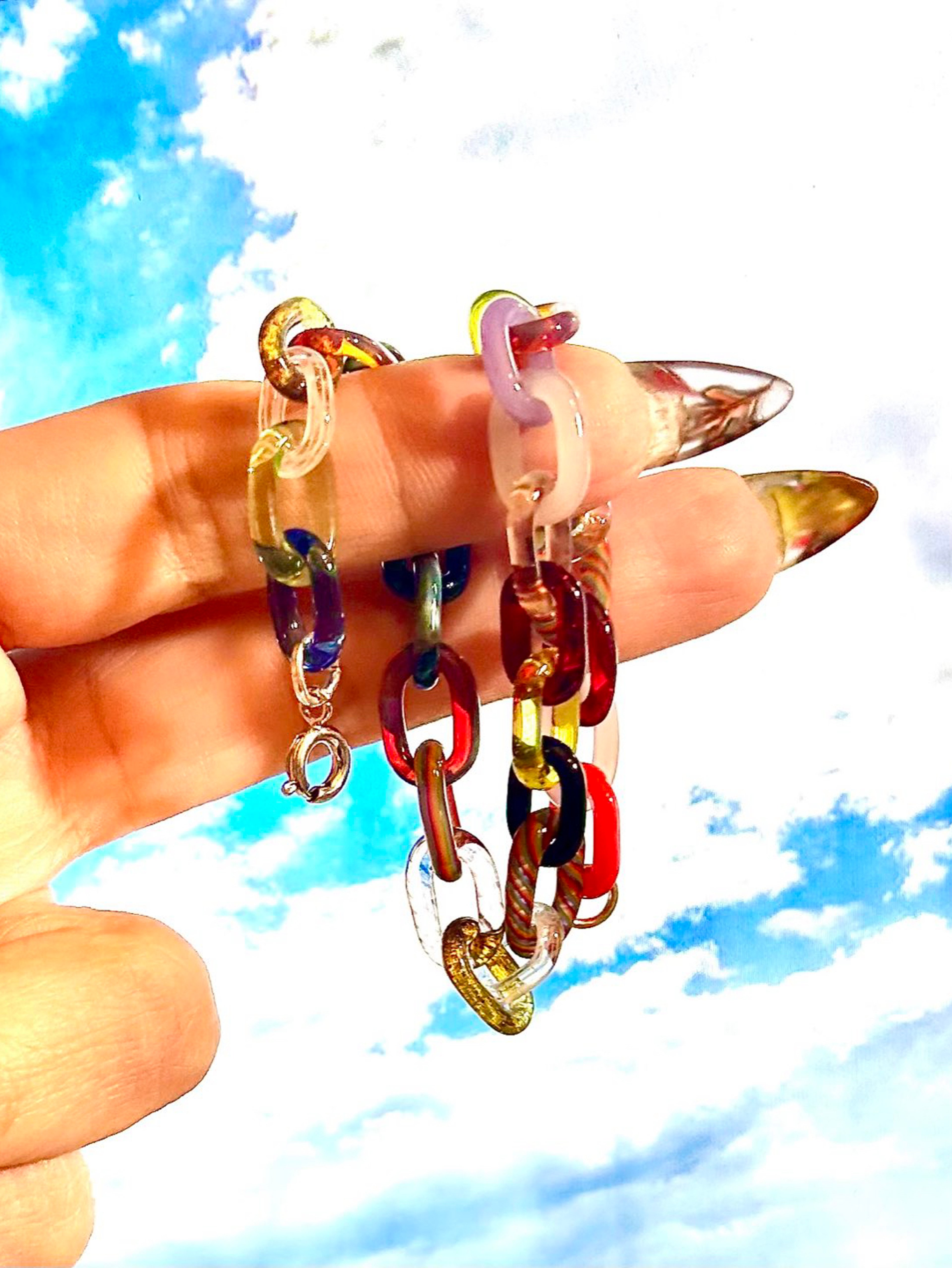 Preview pic of Multi colored bracelet