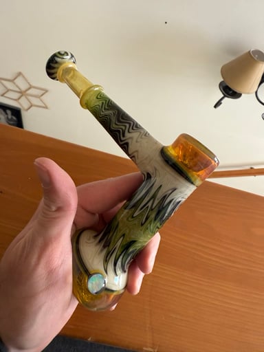 Preview pic of Alex Schmalex Glass hammer bubbler