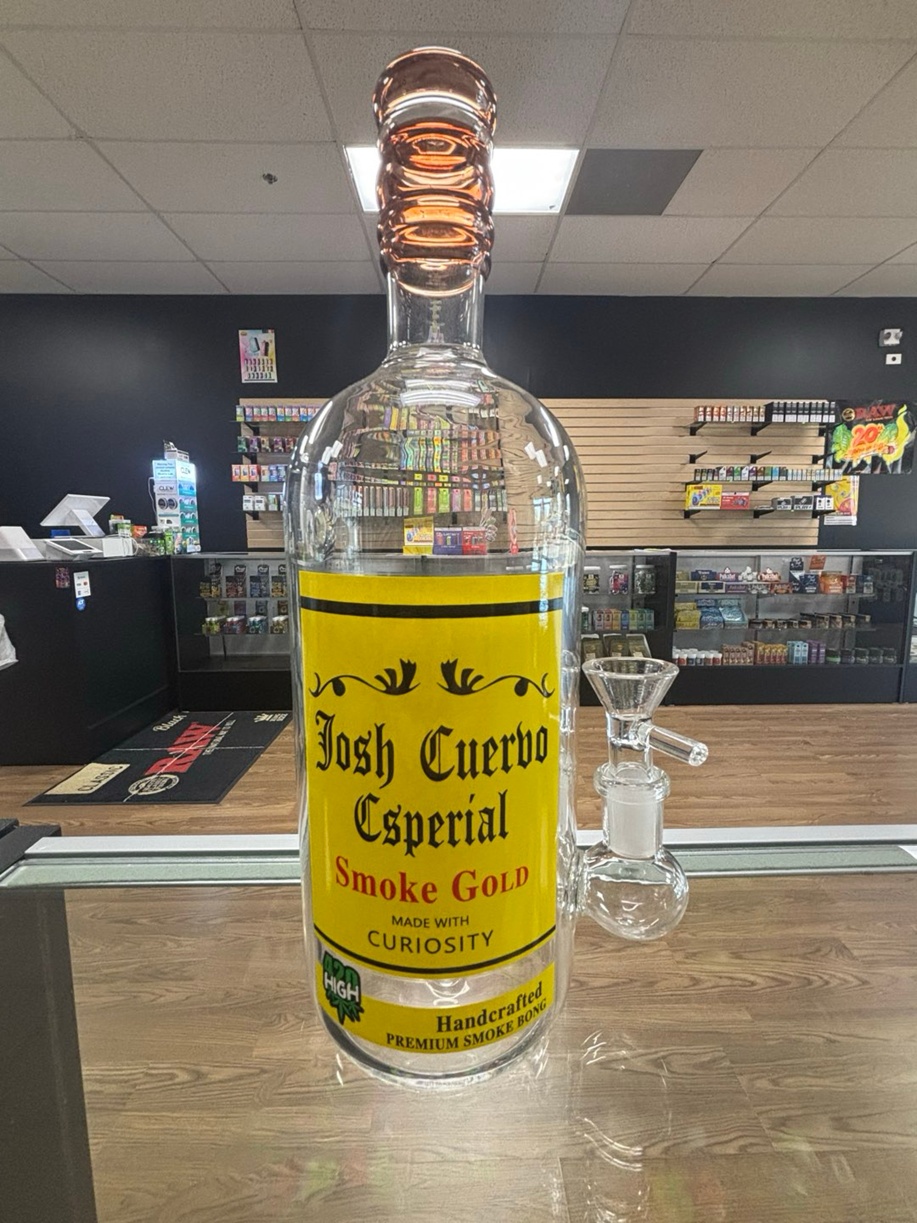 Preview pic of Bottle design water pipe!