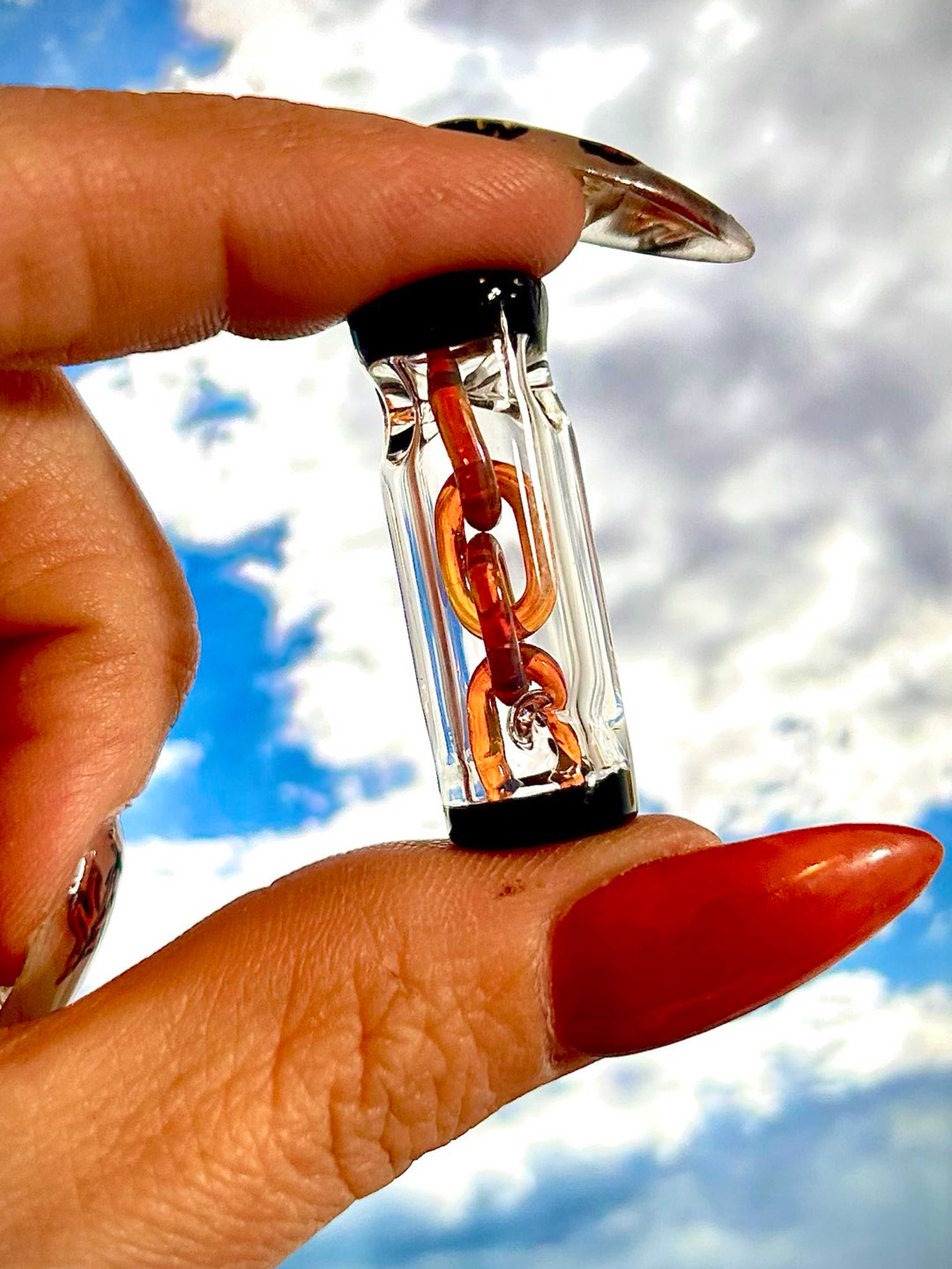 Preview pic of Chained tip