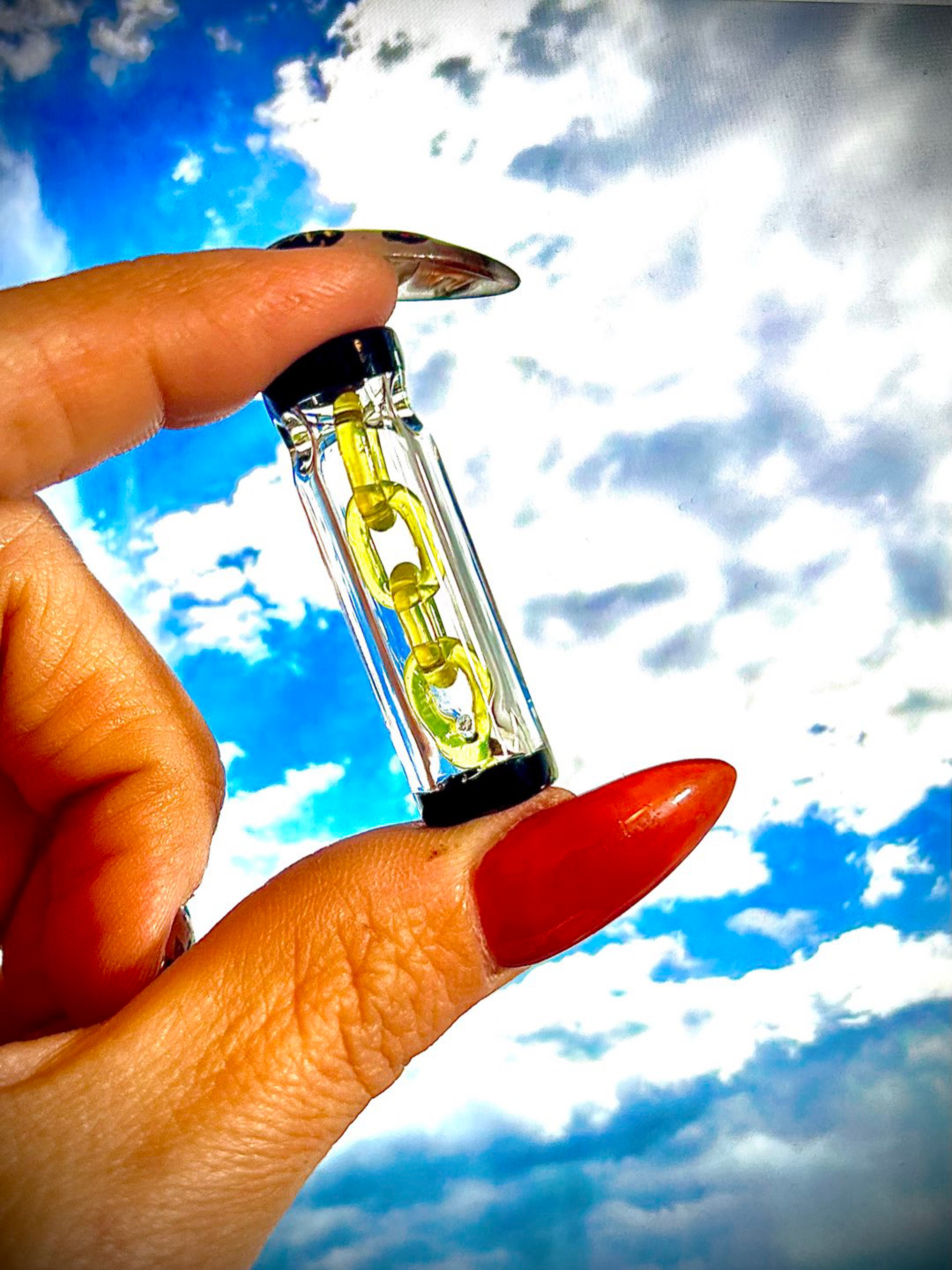 Preview pic of Chained tip