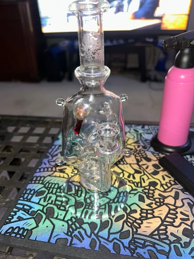 Preview pic of Roysco pillow