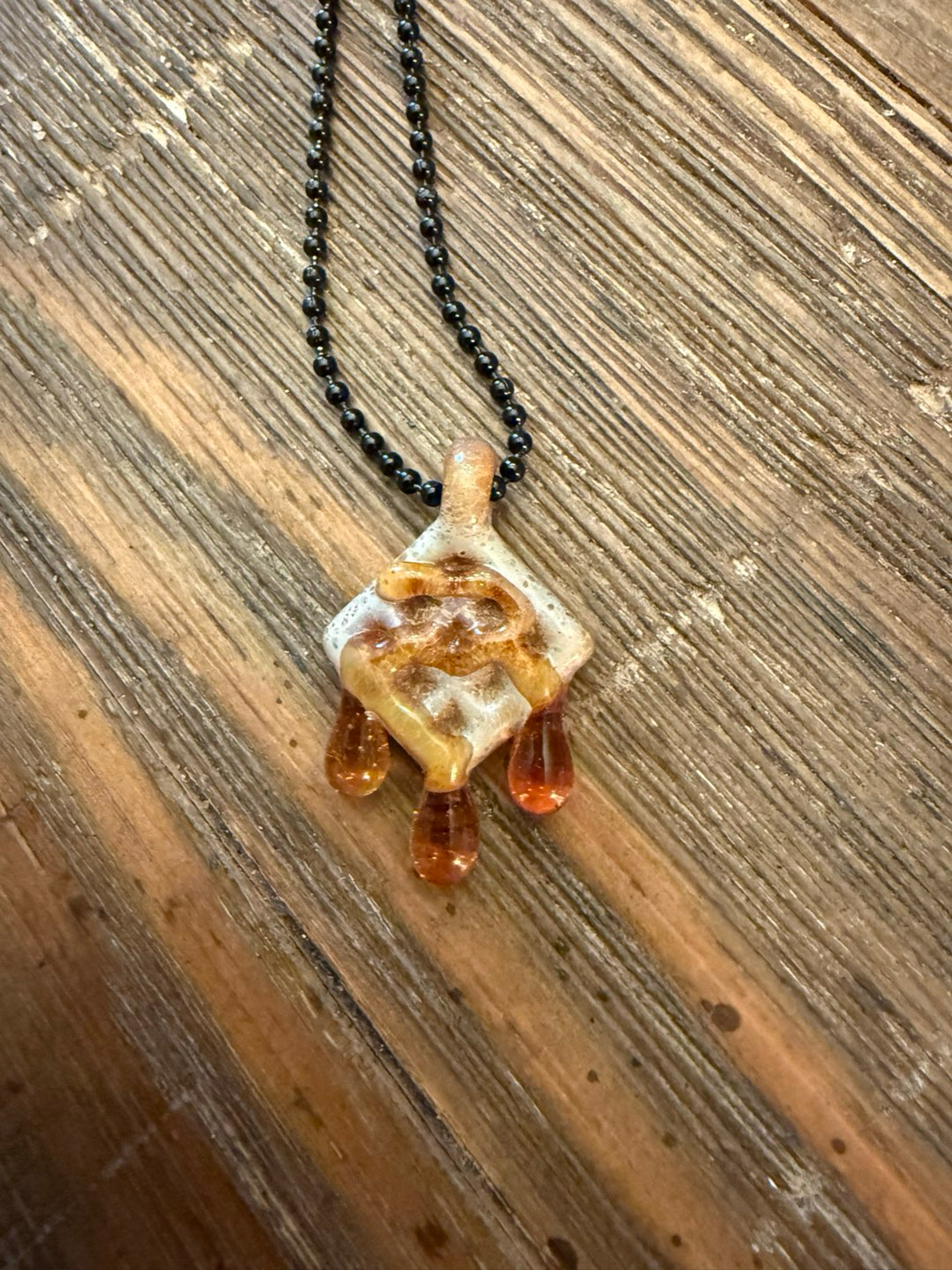 Preview pic of Preston Hanna waffle pendant
