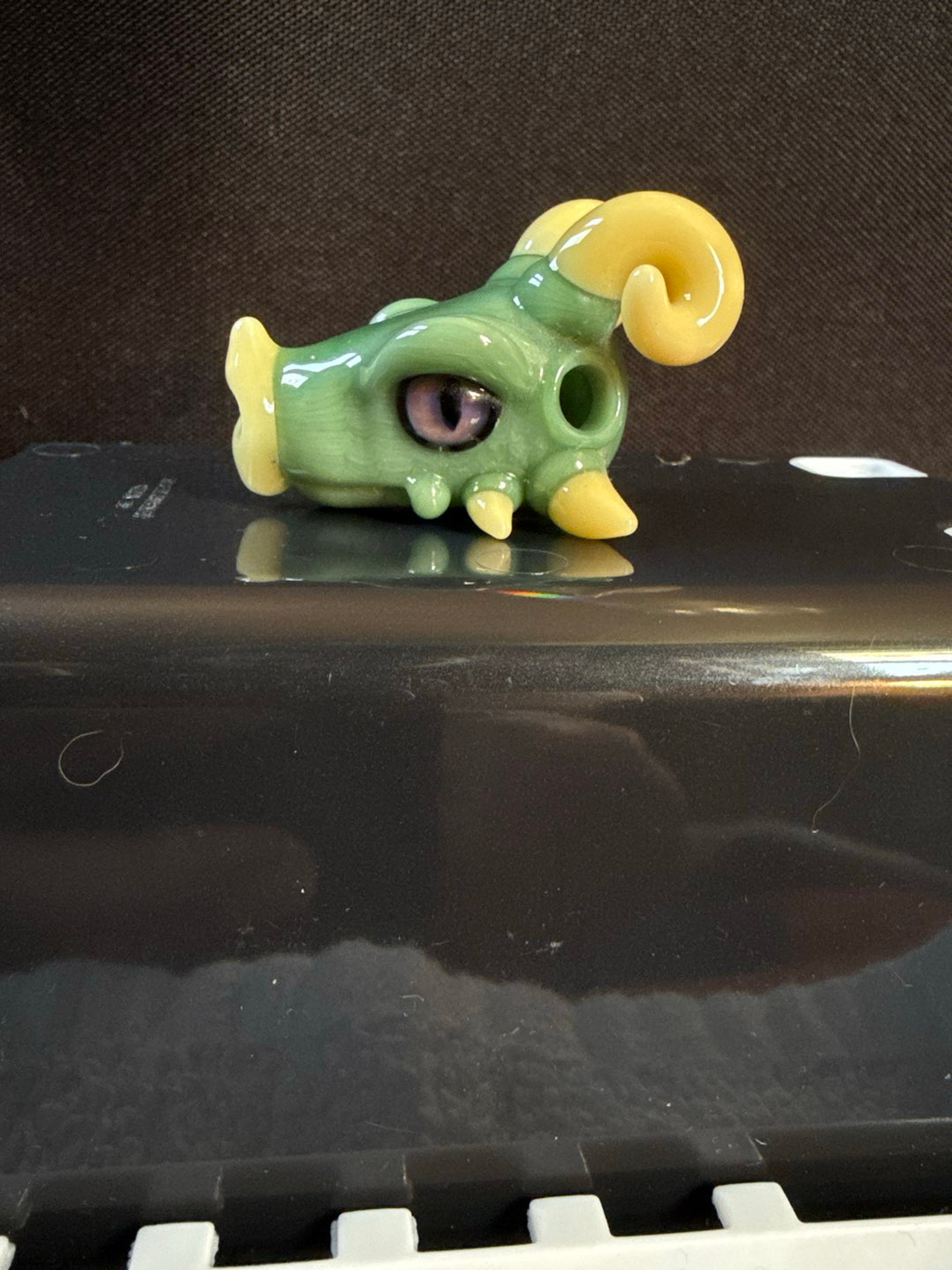 Dragon pendant image 0