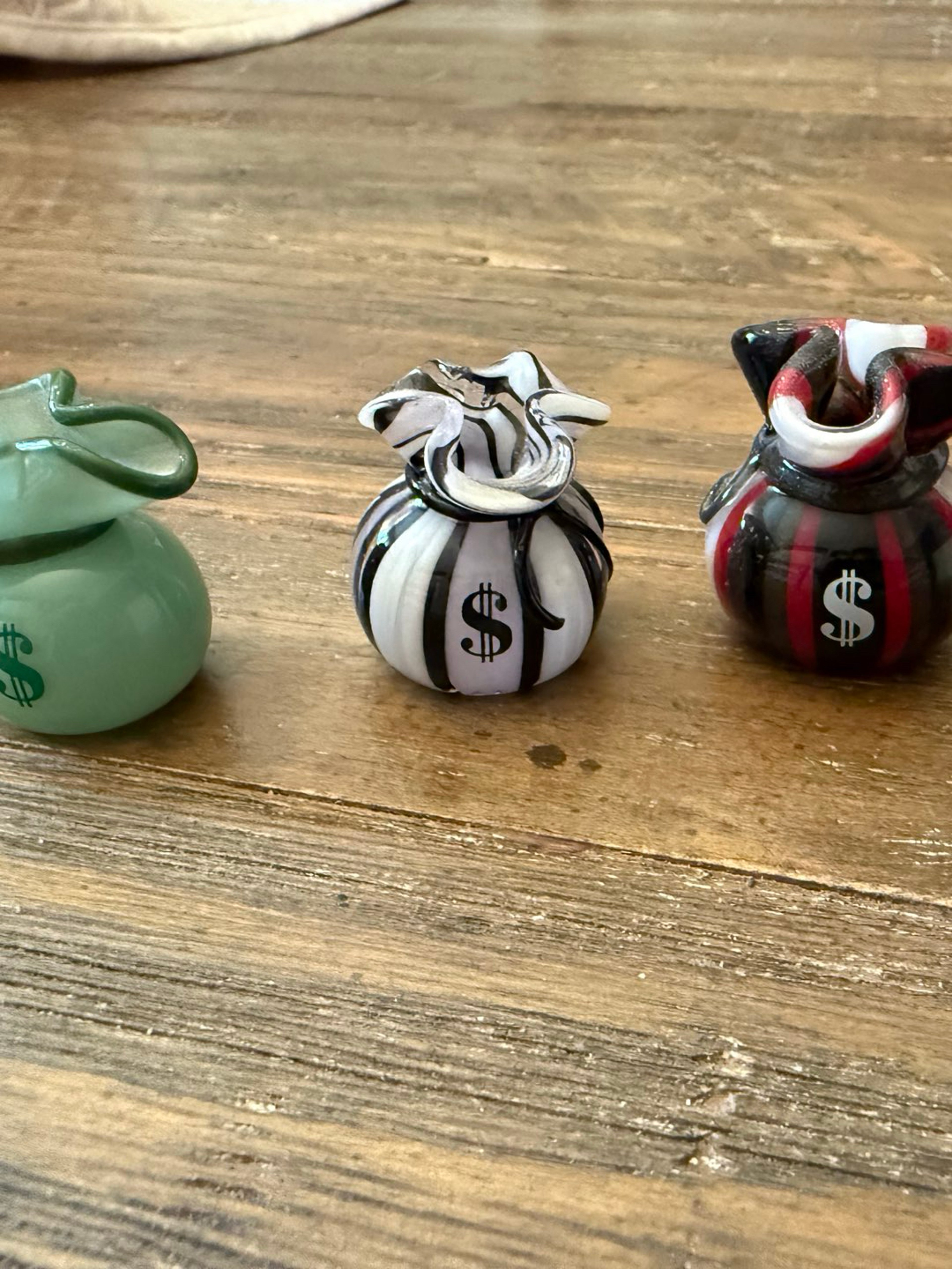 Preview pic of JAG moneybags