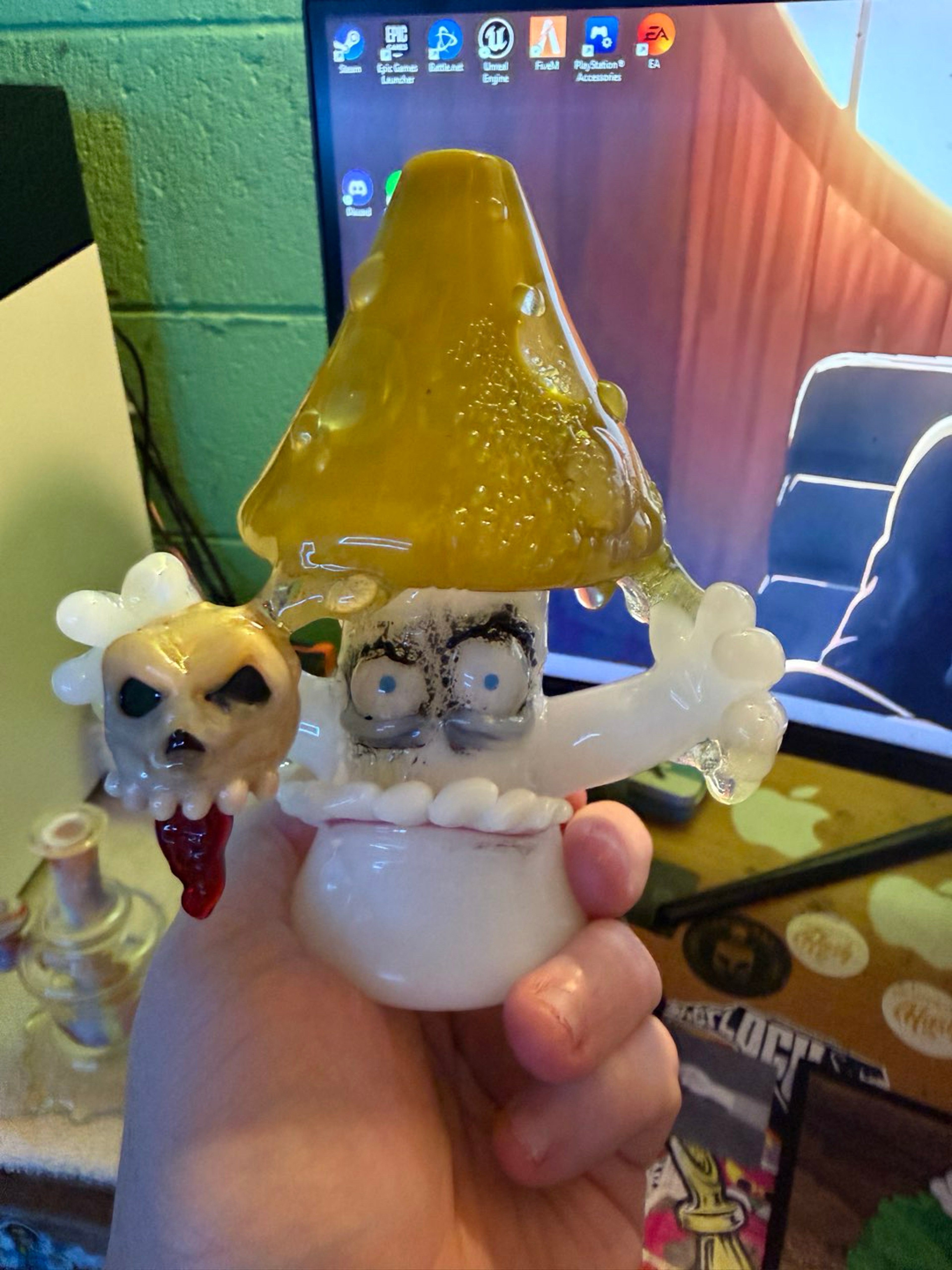 Space glass fully worked mushroom UV and CFL image 0