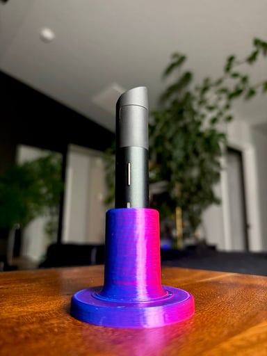 Preview pic of Puffco Pivot Stand