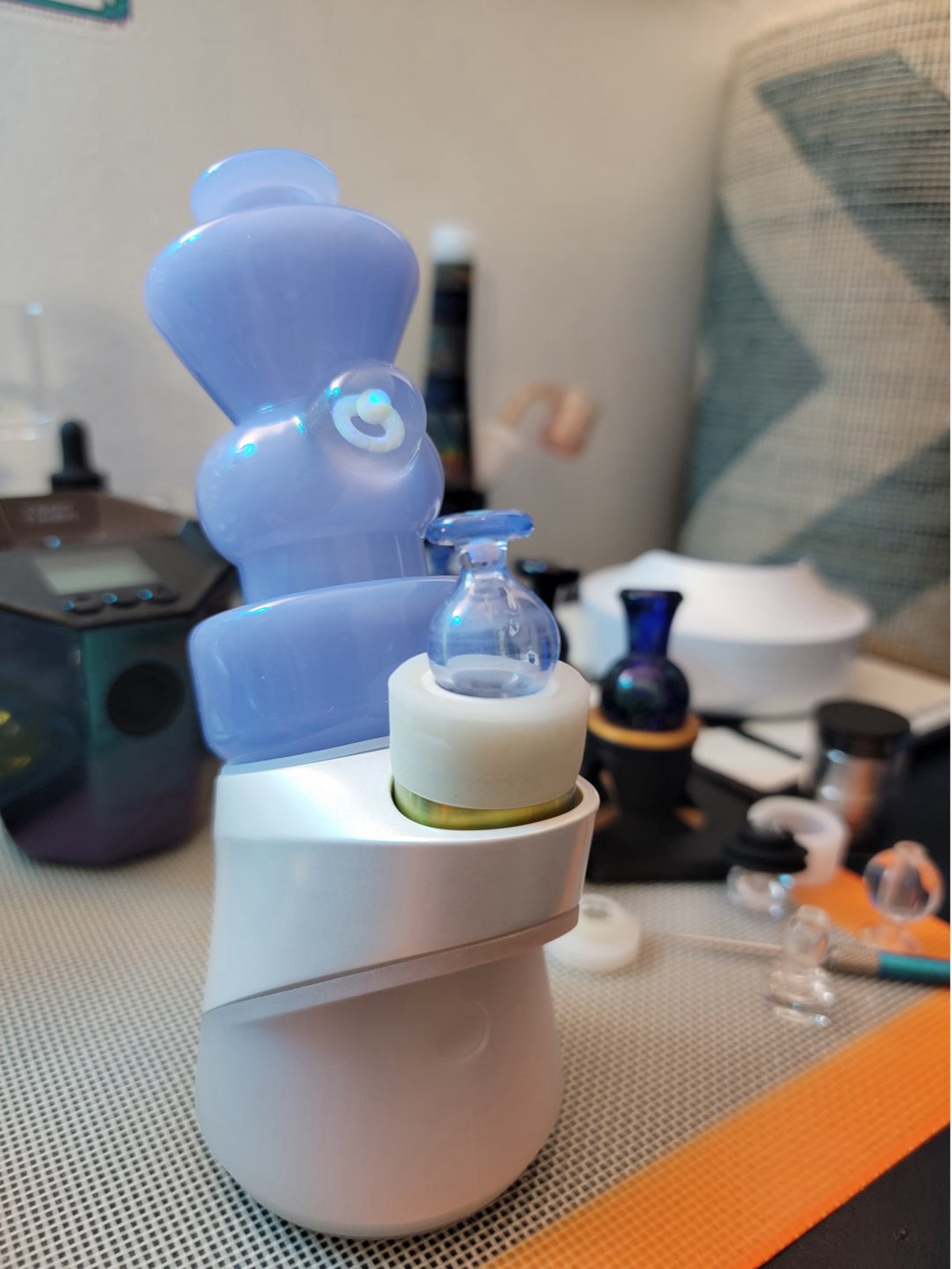 Preview pic of Custom Puffco Peak Pro with EF Norris Top Attachment