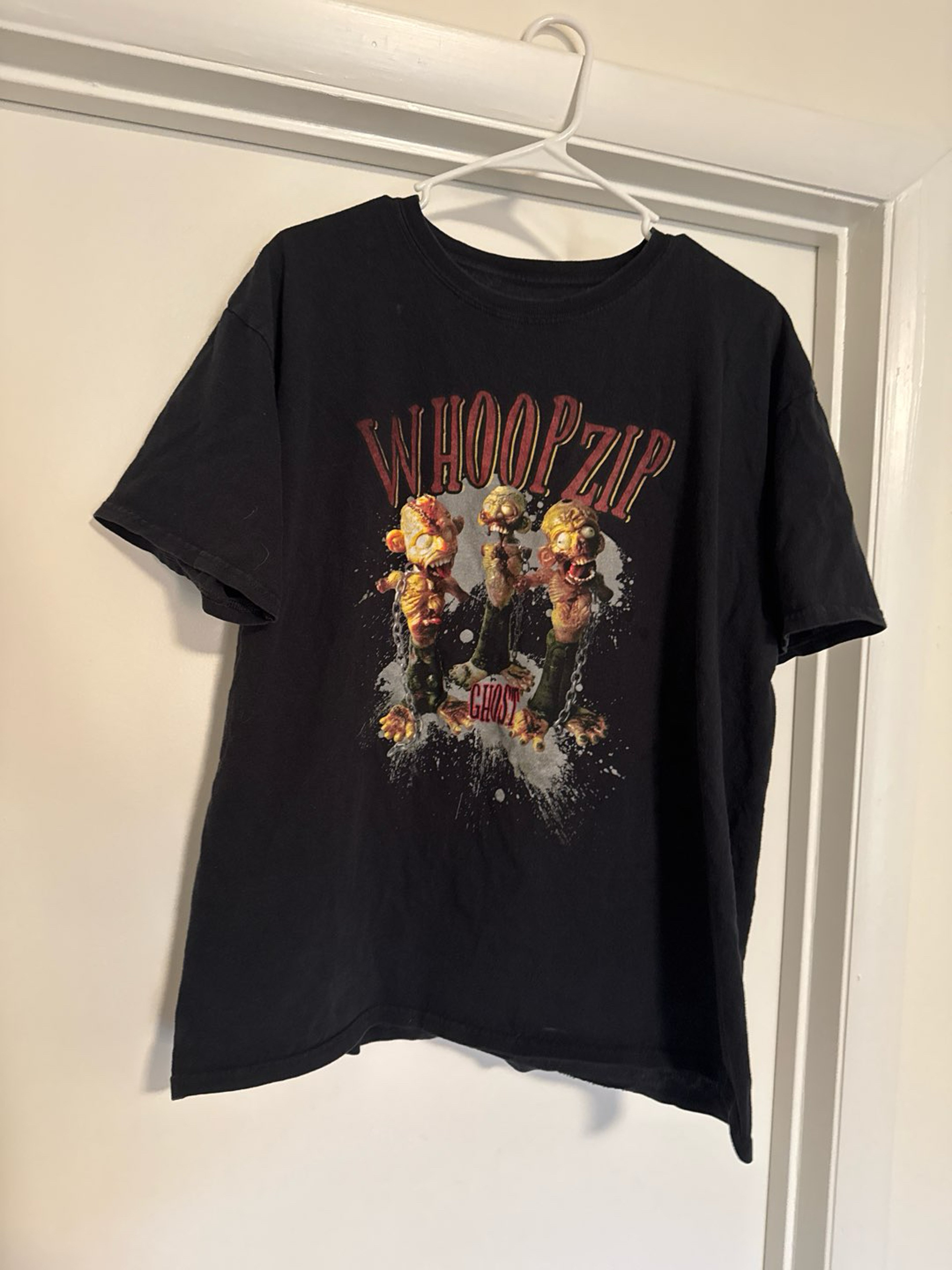 Whoopzip Ghost Glass xl t-shirt image 0