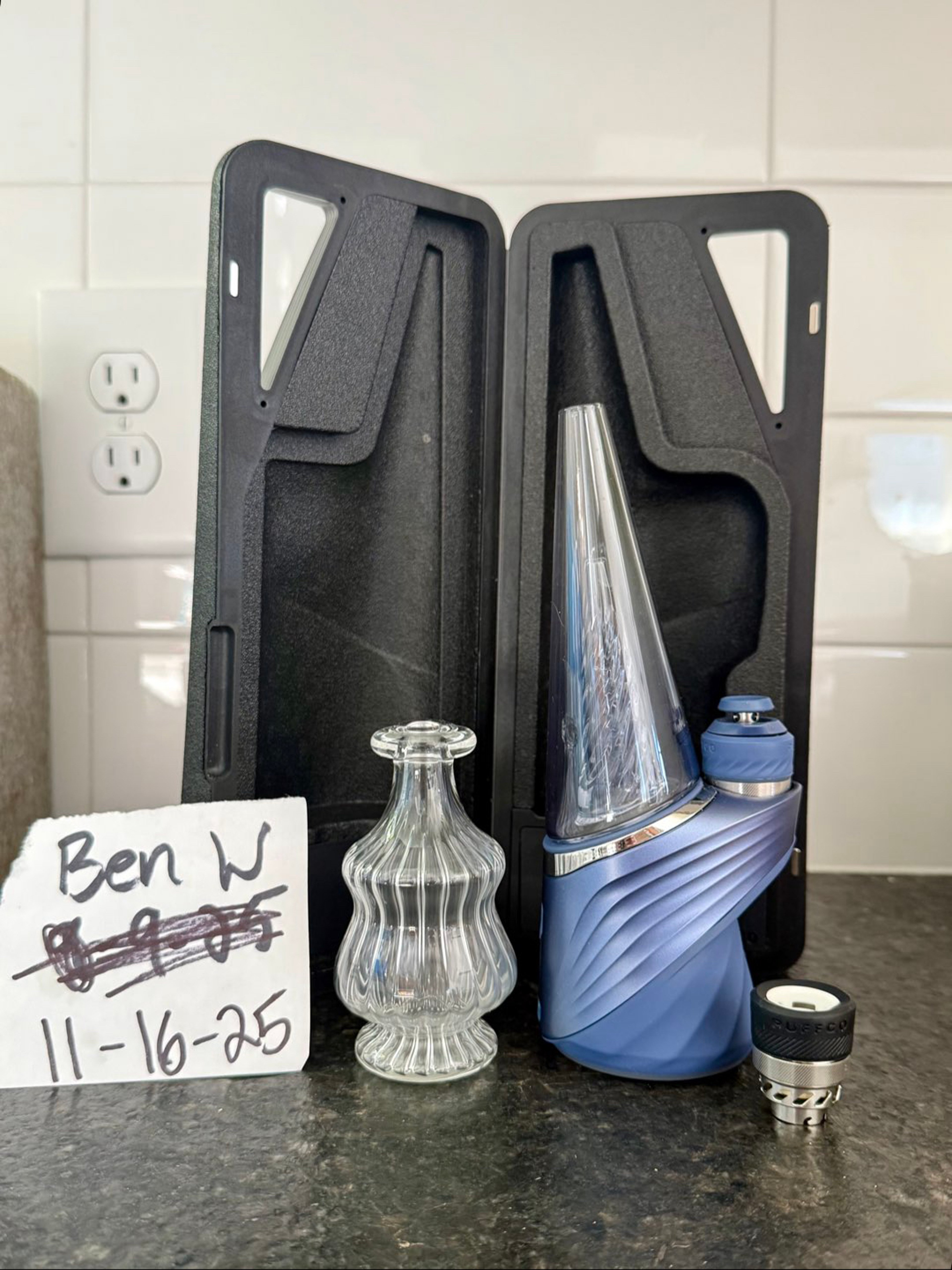 Preview pic of Puffco Pro V2 Storm w/ RickBirdBarry Dry Top