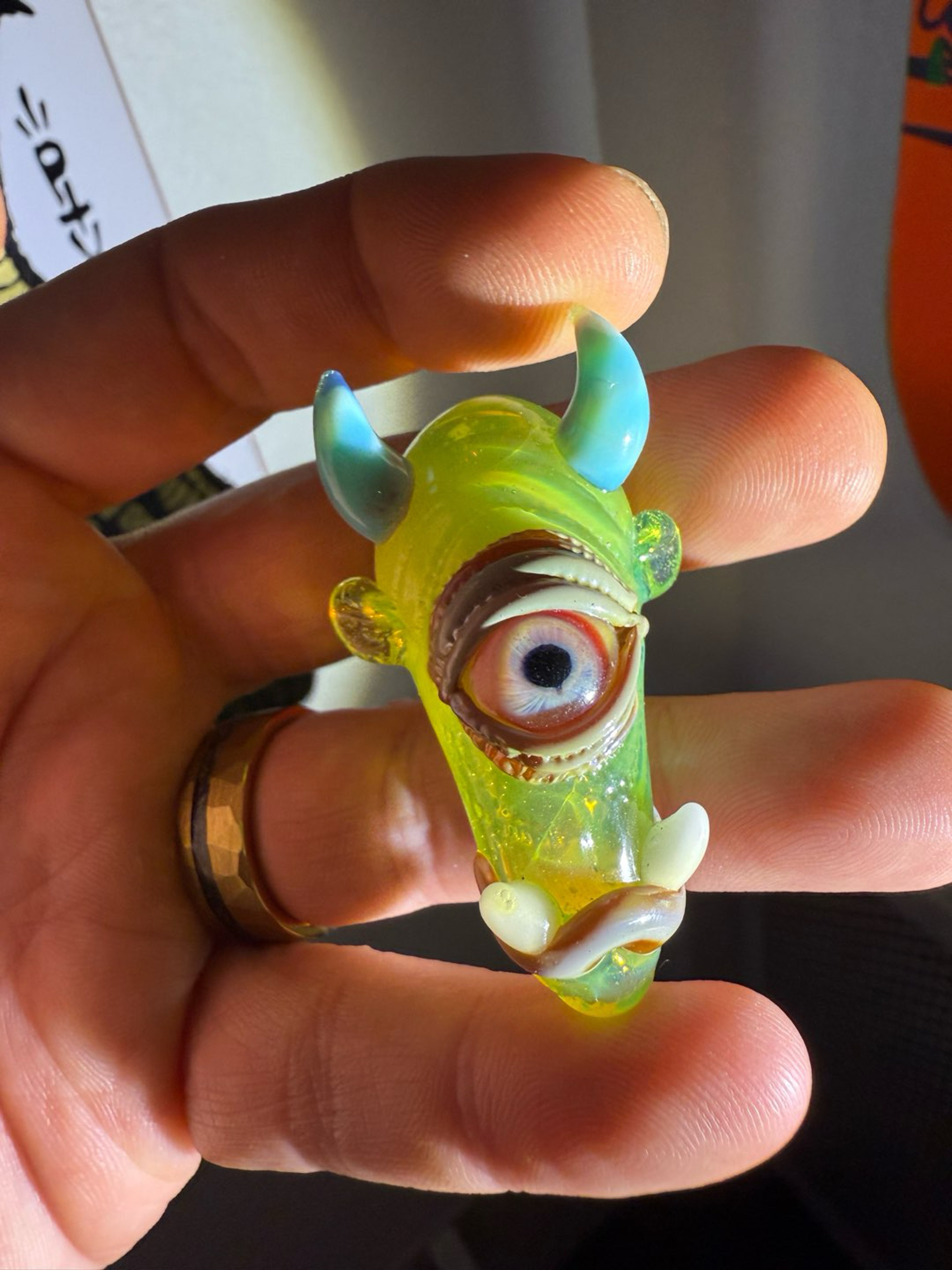 Bard glass pendy image 0