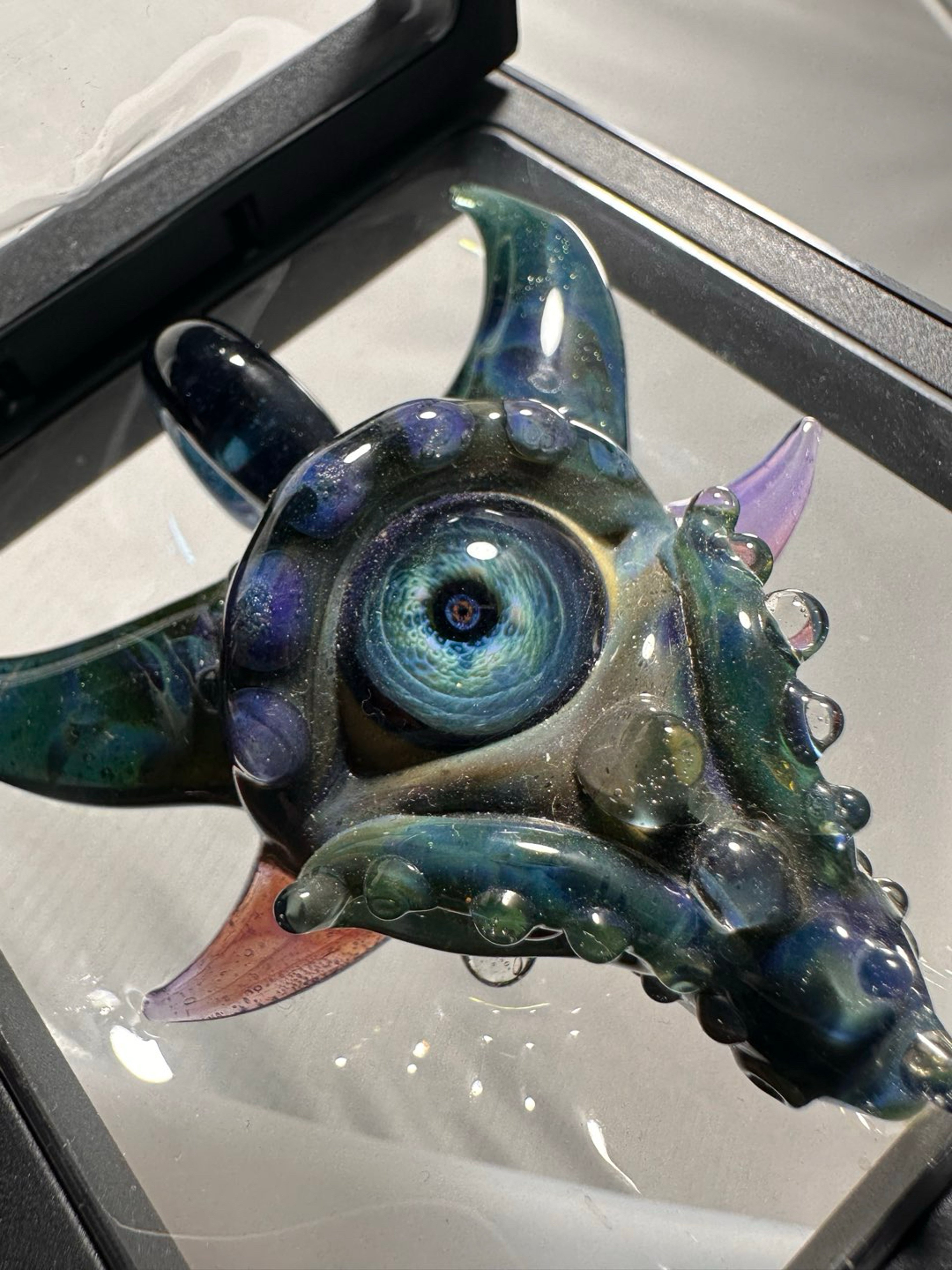 UV Dragon Head Pendant image 0