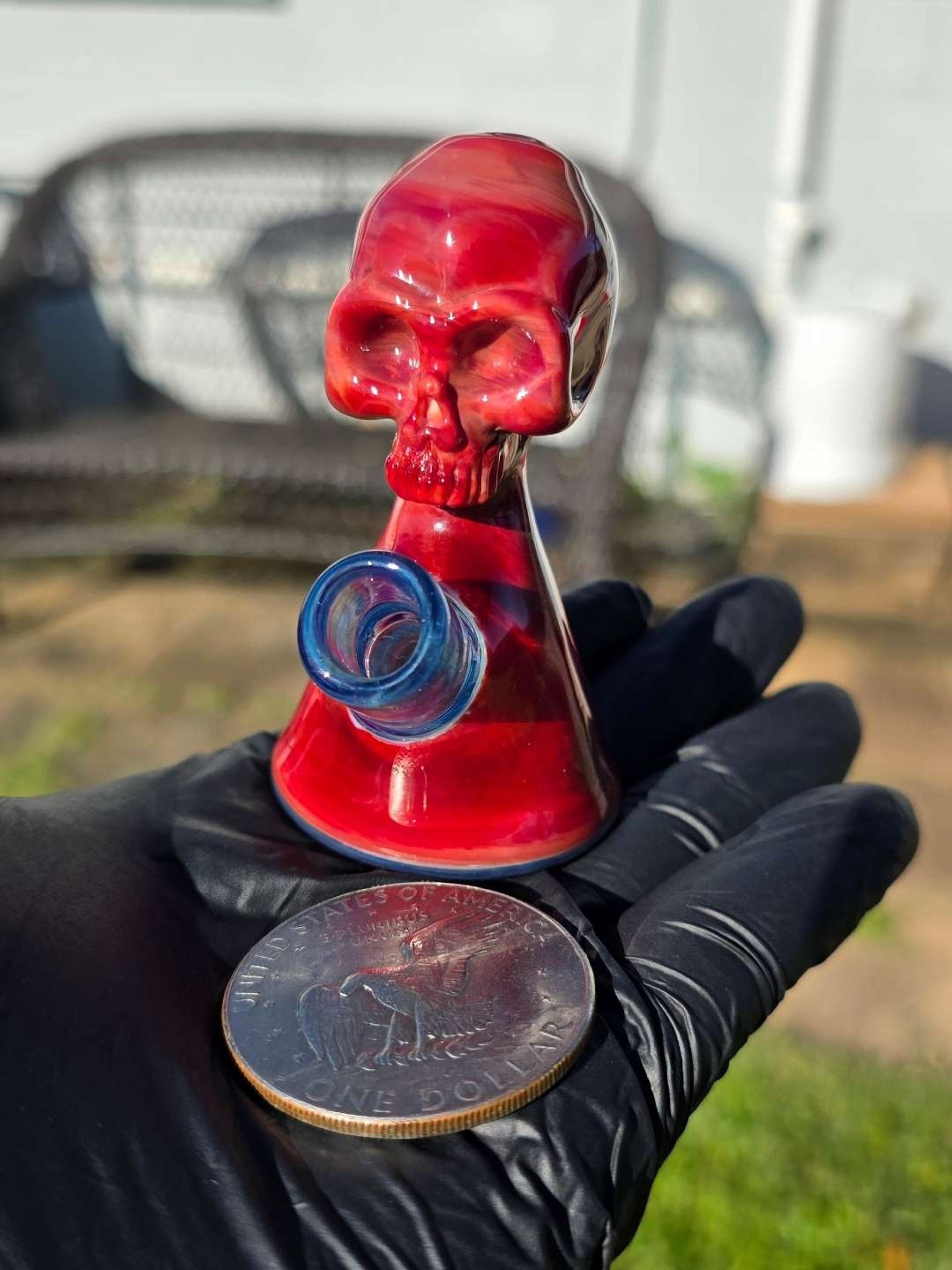 Preview pic of Sweeney Glass mini skull rig