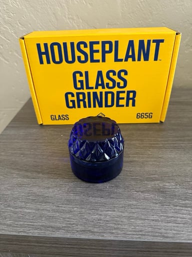 Preview pic of Houseplant Glass Grinder