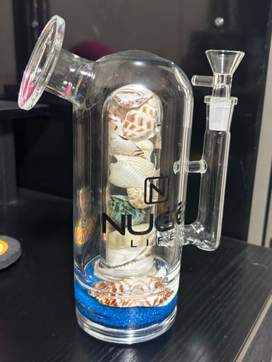 Preview pic of Seashell bong