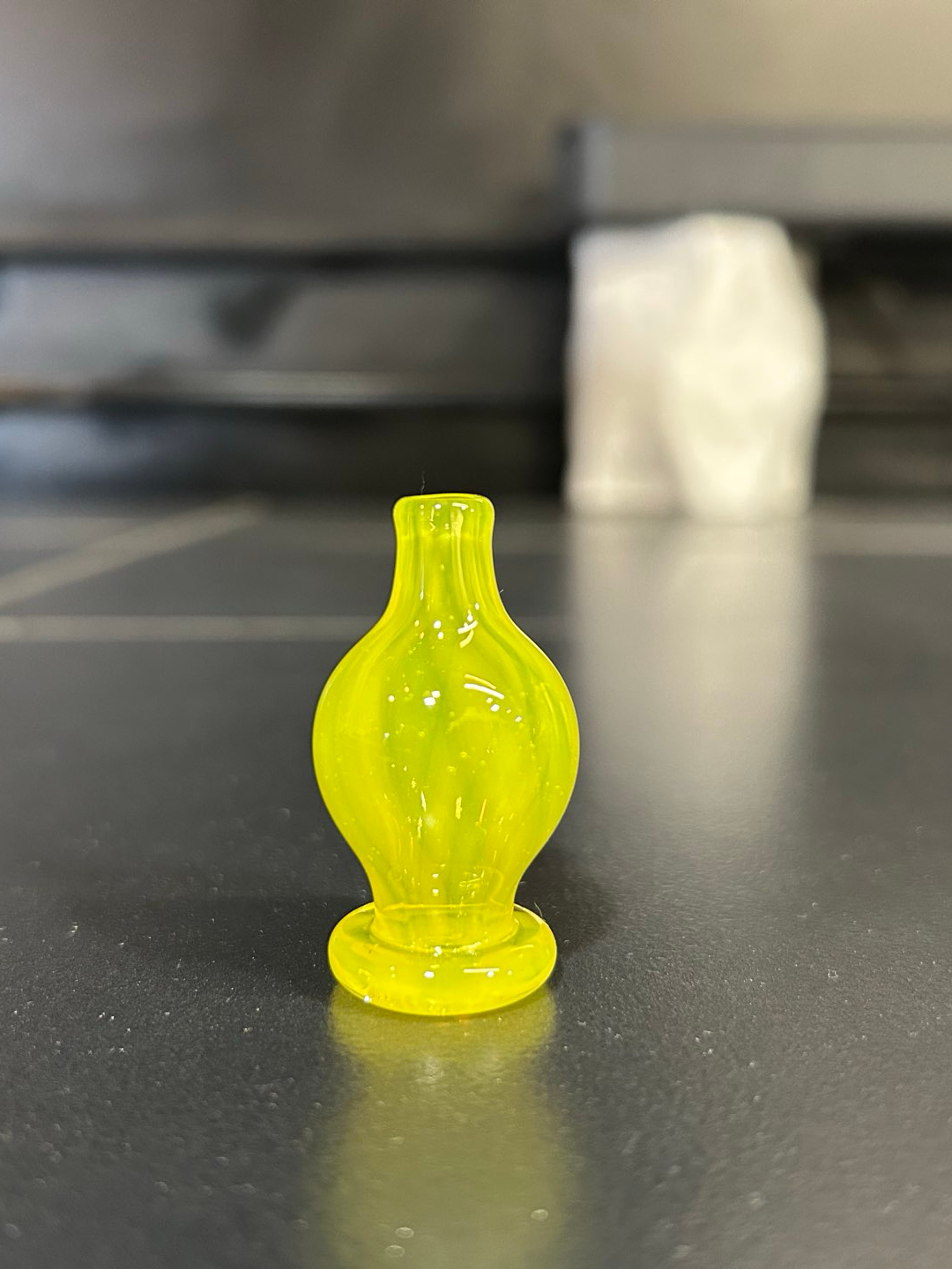 Yellow bubble cap image 0