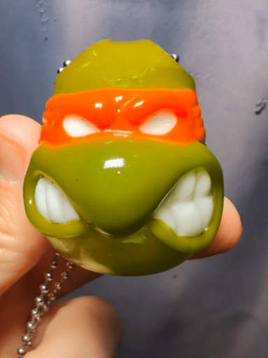 Preview pic of Mente45k TNMNT Mikey Pendy