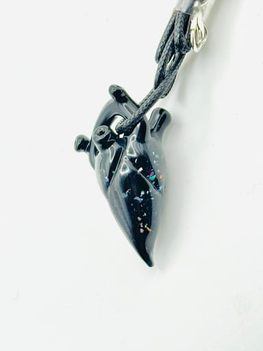 Preview pic of Black opal heart pendy!