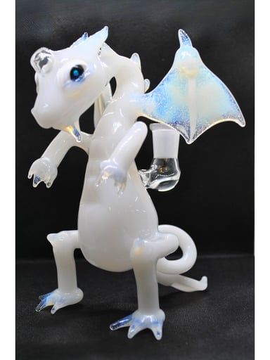 Preview pic of Opal Eyed Dragon