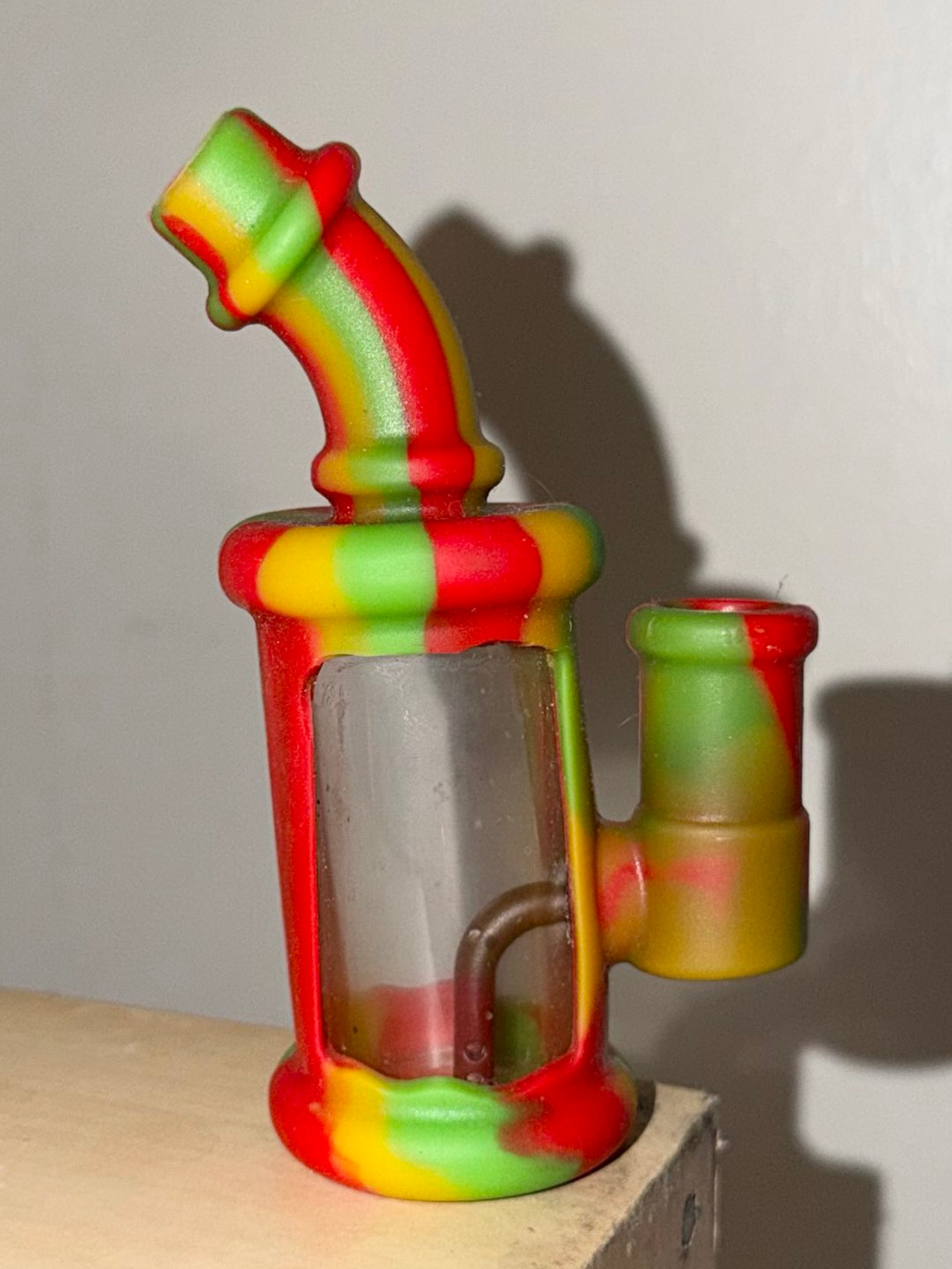 Miniature Rasta Silicone Bong image 0