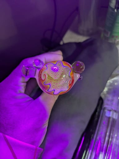 Preview pic of Uv reactive spoon pipe