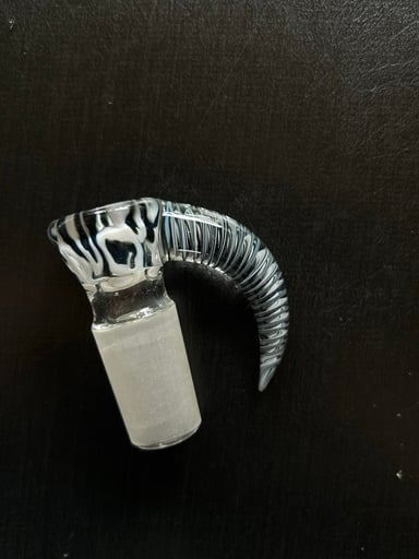 Preview pic of El Mollo Horned