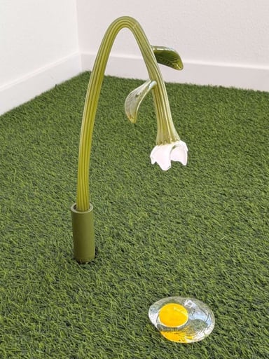 Preview pic of Eriko Kobayashi "Egg Plants (Bent)" Sculpture