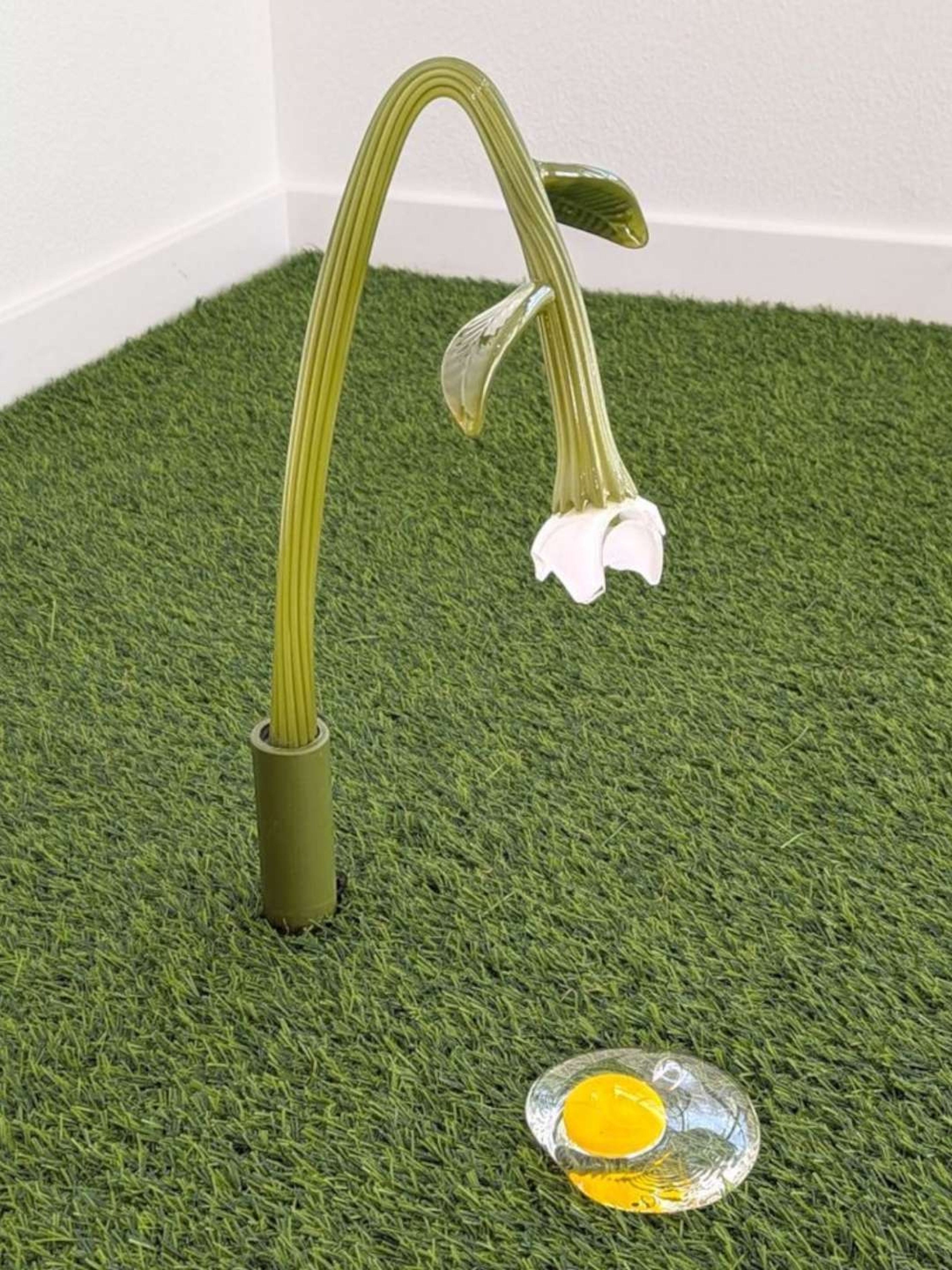 Preview pic of Eriko Kobayashi "Egg Plants (Bent)" Sculpture