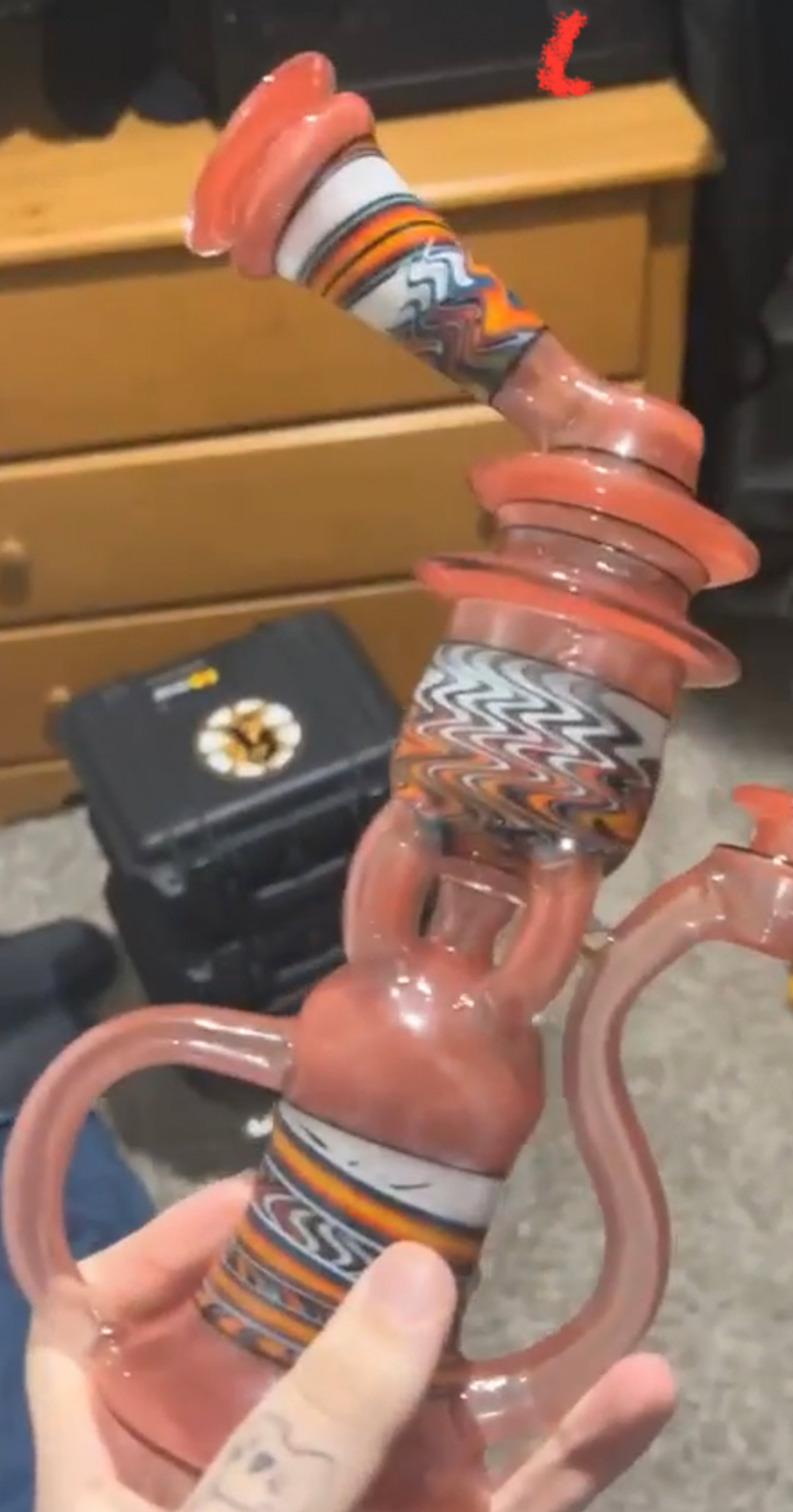 Preview pic of distortion glass