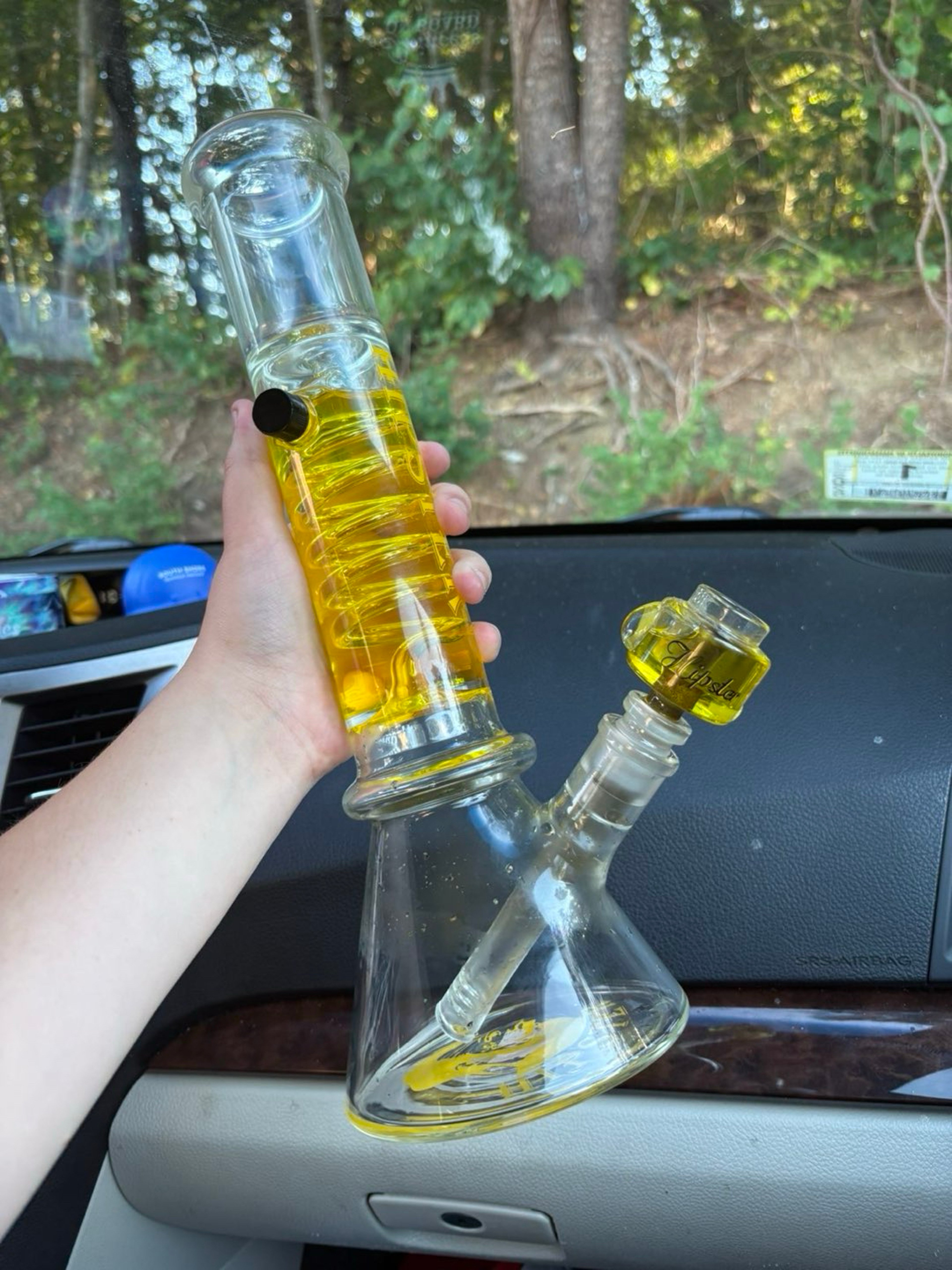 Preview pic of Hipster 13.5” Bong