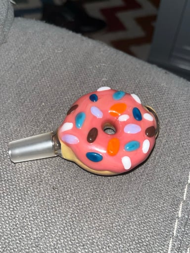 Preview pic of Kgb glass donut slide